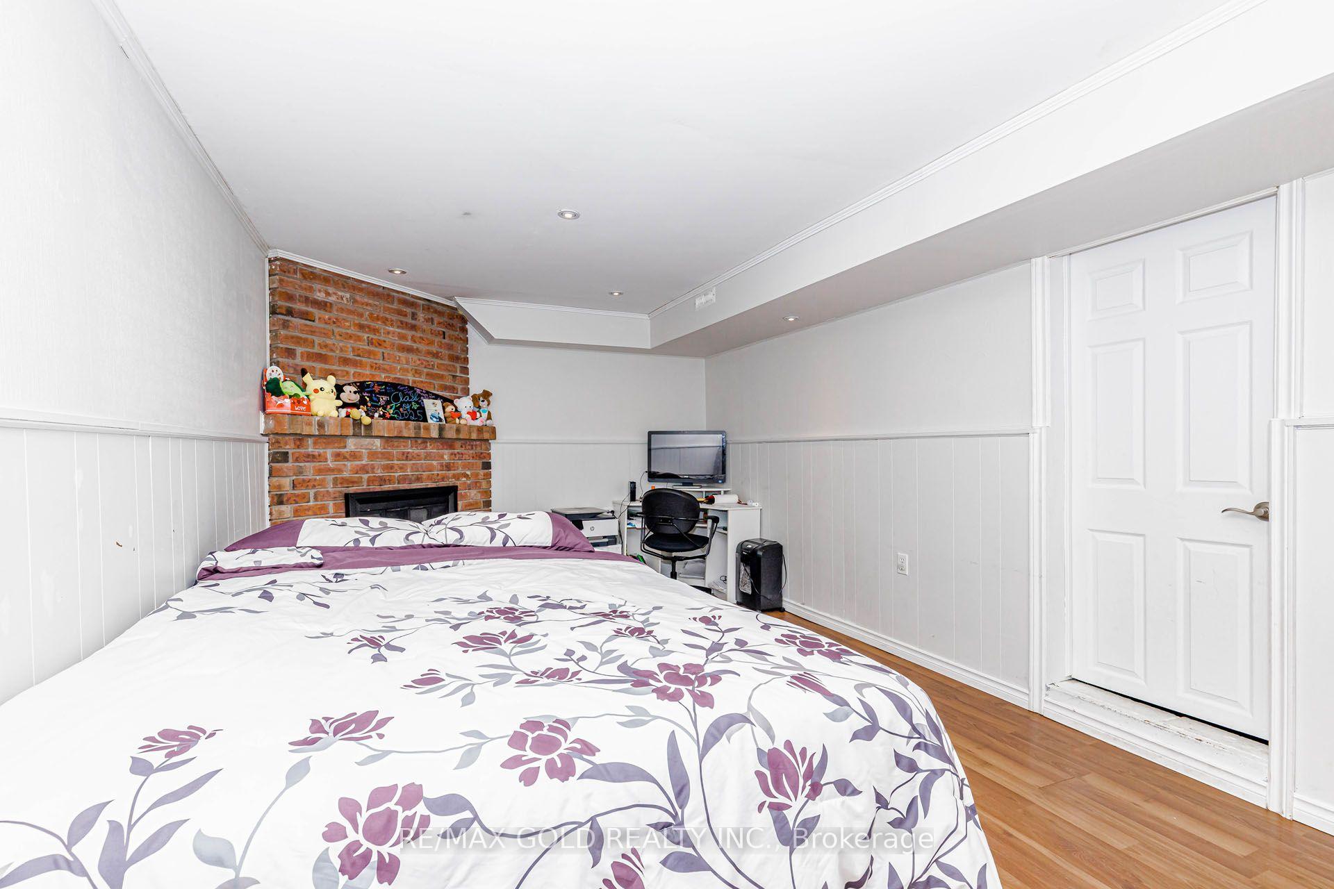 Photo 28 of 240 Simmons Boulevard, Brampton, Madoc — HOMEH