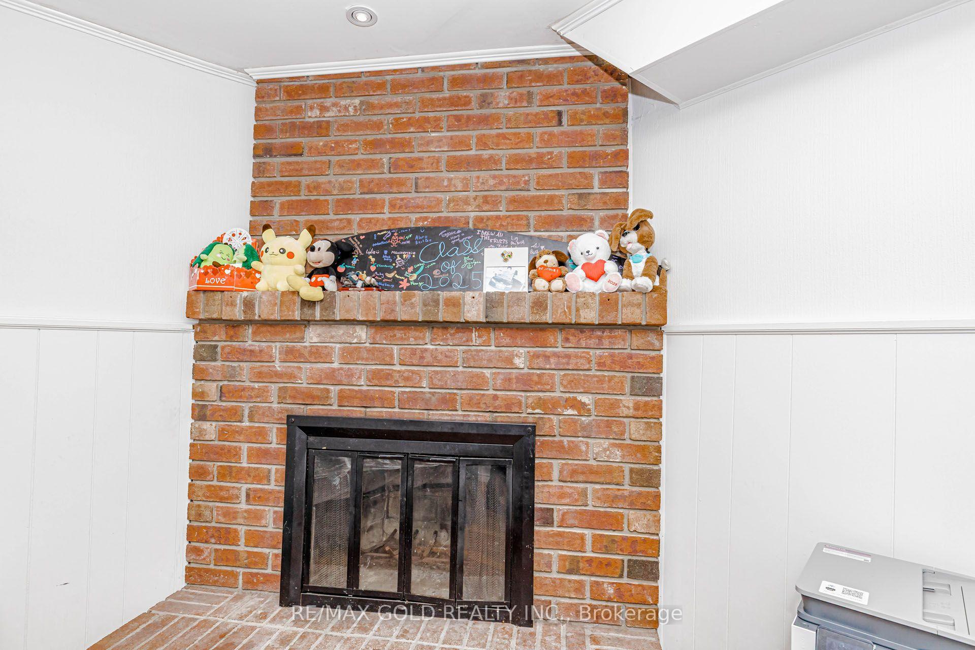 Photo 30 of 240 Simmons Boulevard, Brampton, Madoc — HOMEH