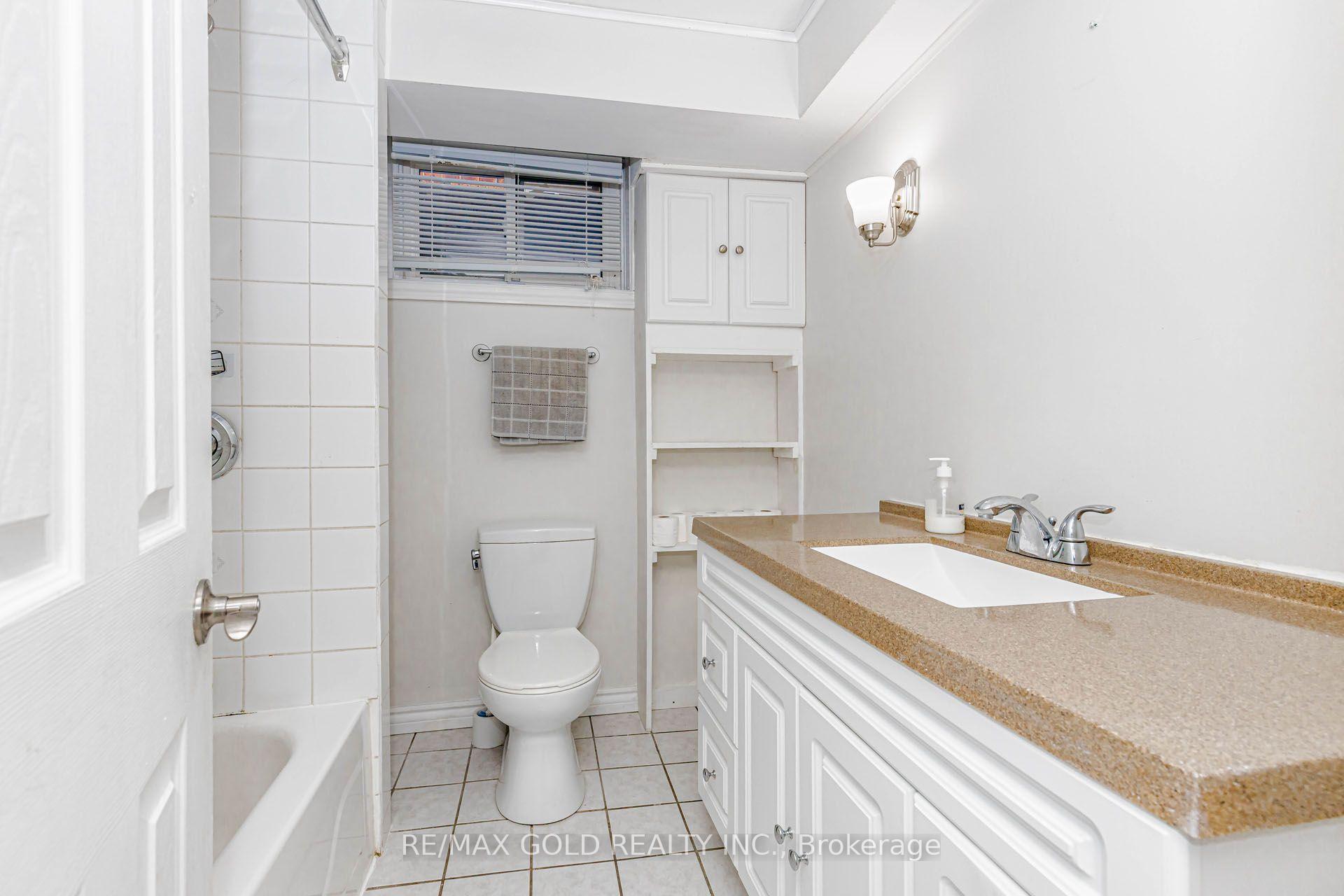 Photo 31 of 240 Simmons Boulevard, Brampton, Madoc — HOMEH