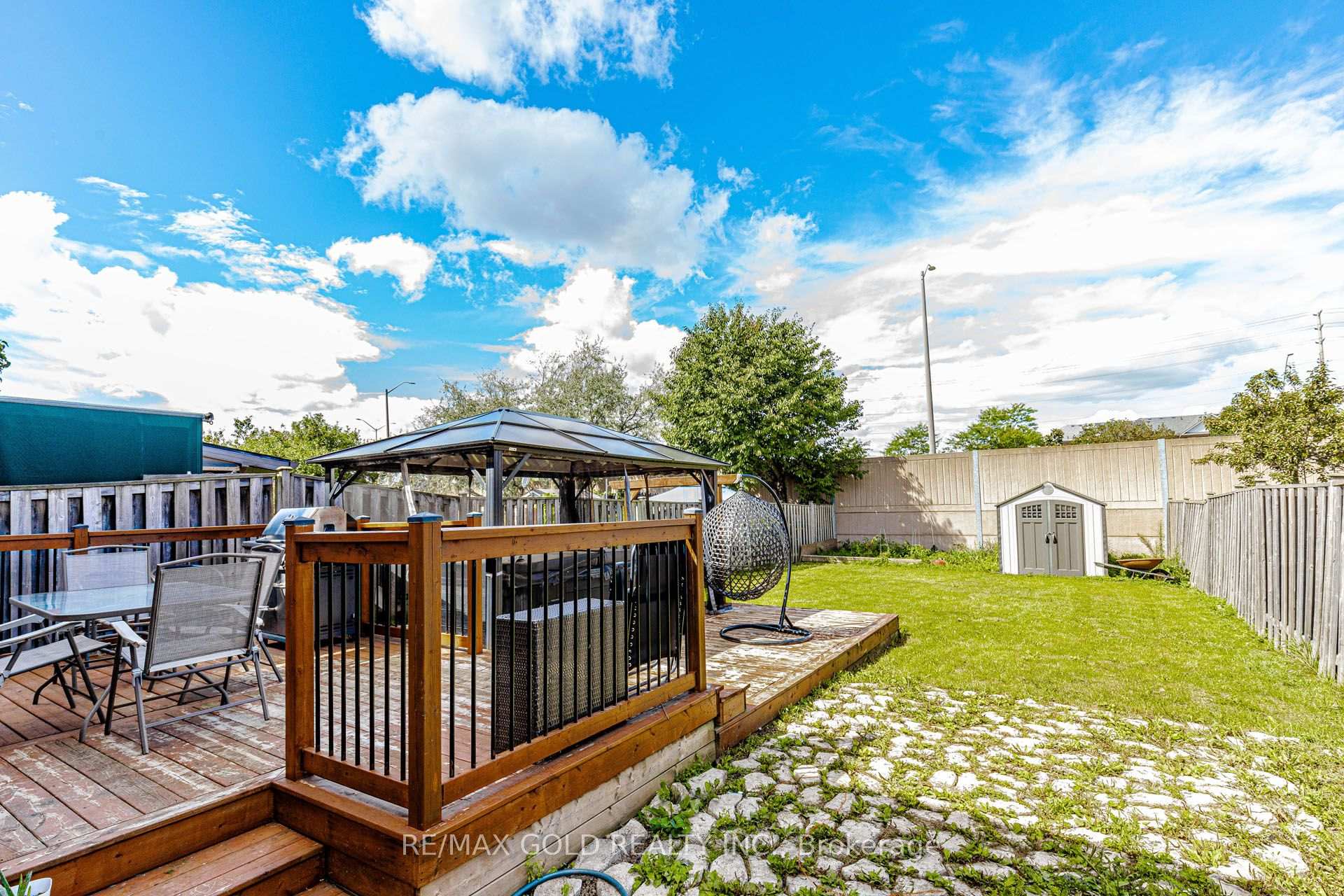 Photo 33 of 240 Simmons Boulevard, Brampton, Madoc — HOMEH