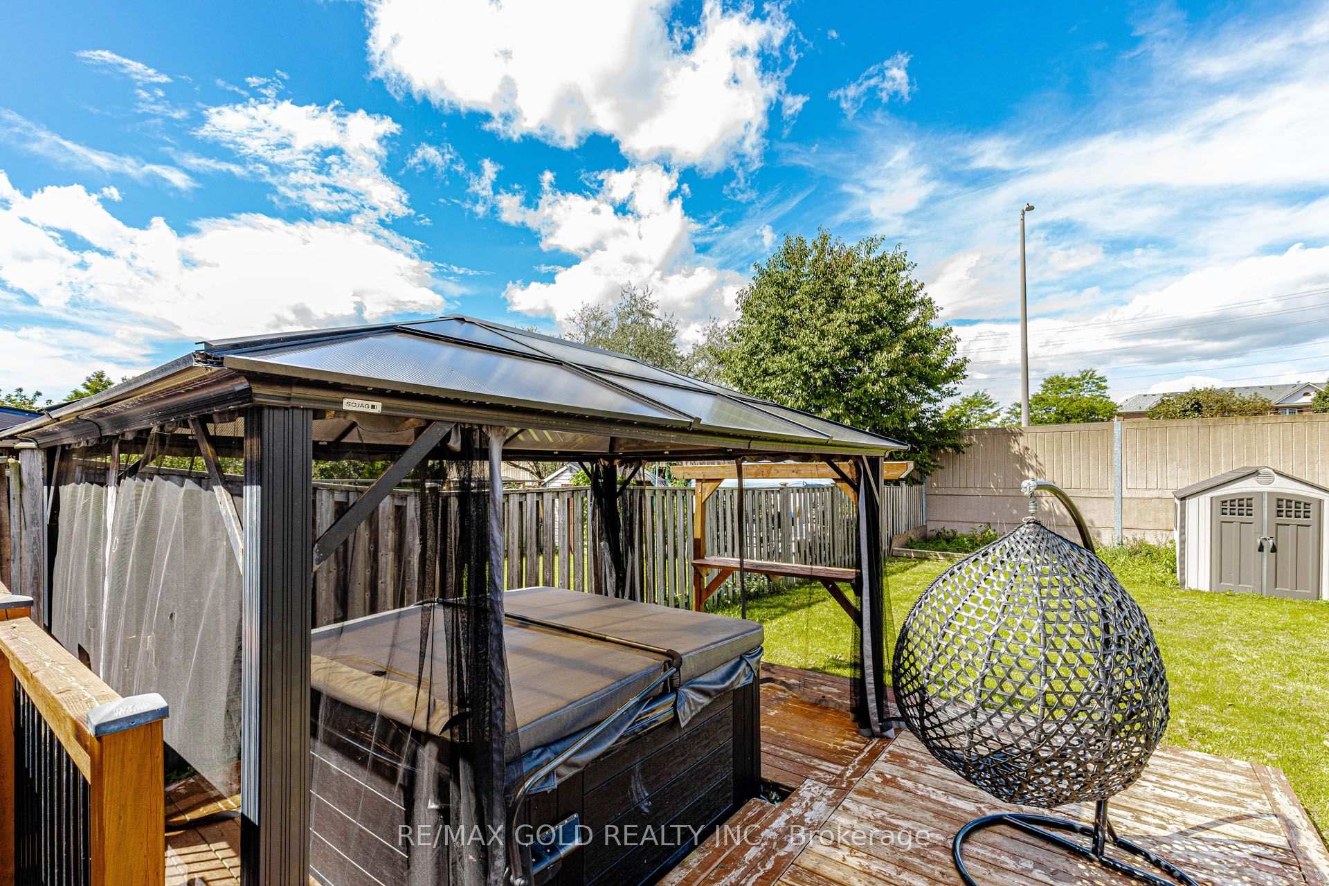Photo 36 of 240 Simmons Boulevard, Brampton, Madoc — HOMEH