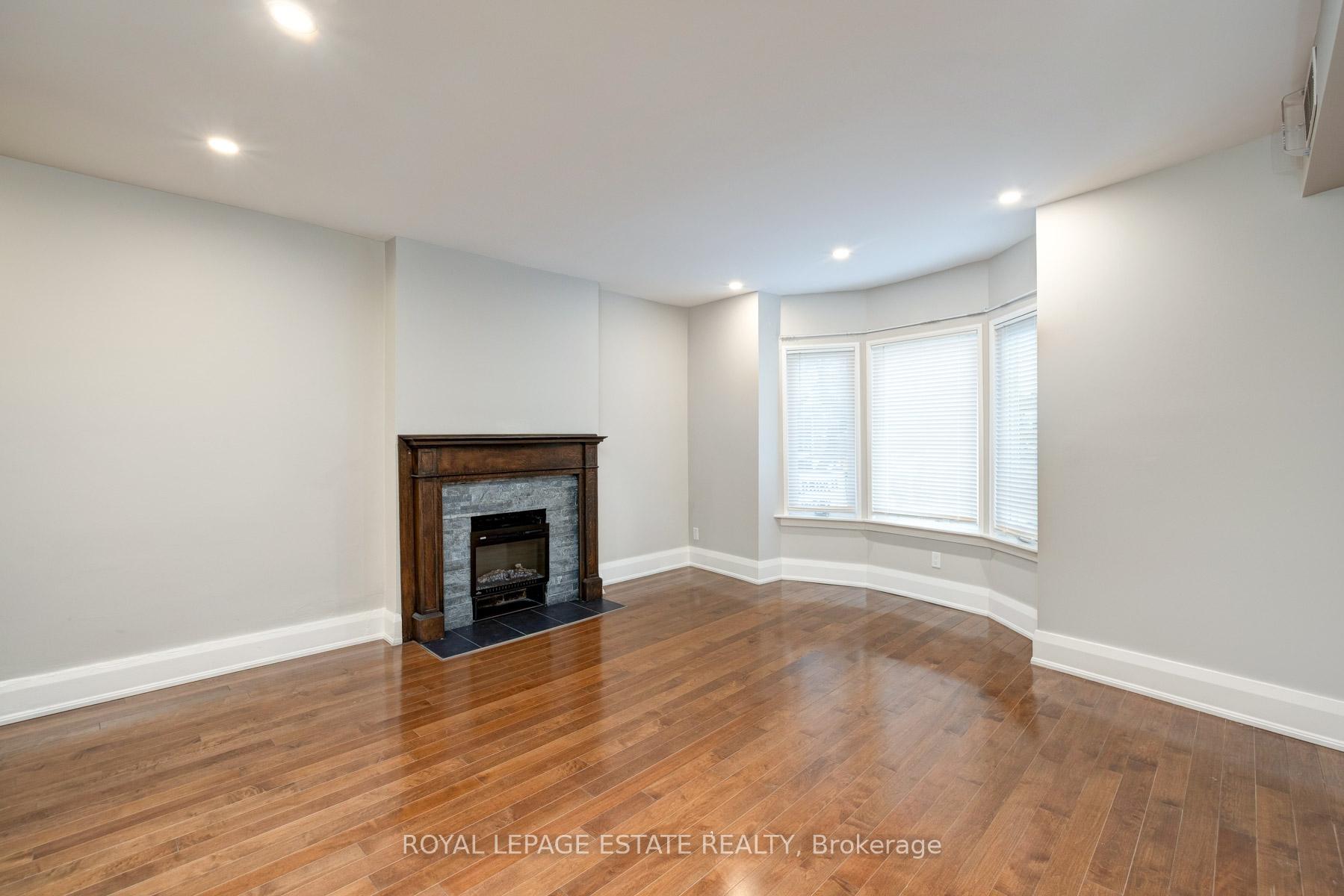 Photo 7 of Unit Upper, 322 Silver Birch Avenue, Toronto, The Beaches — HOMEH
