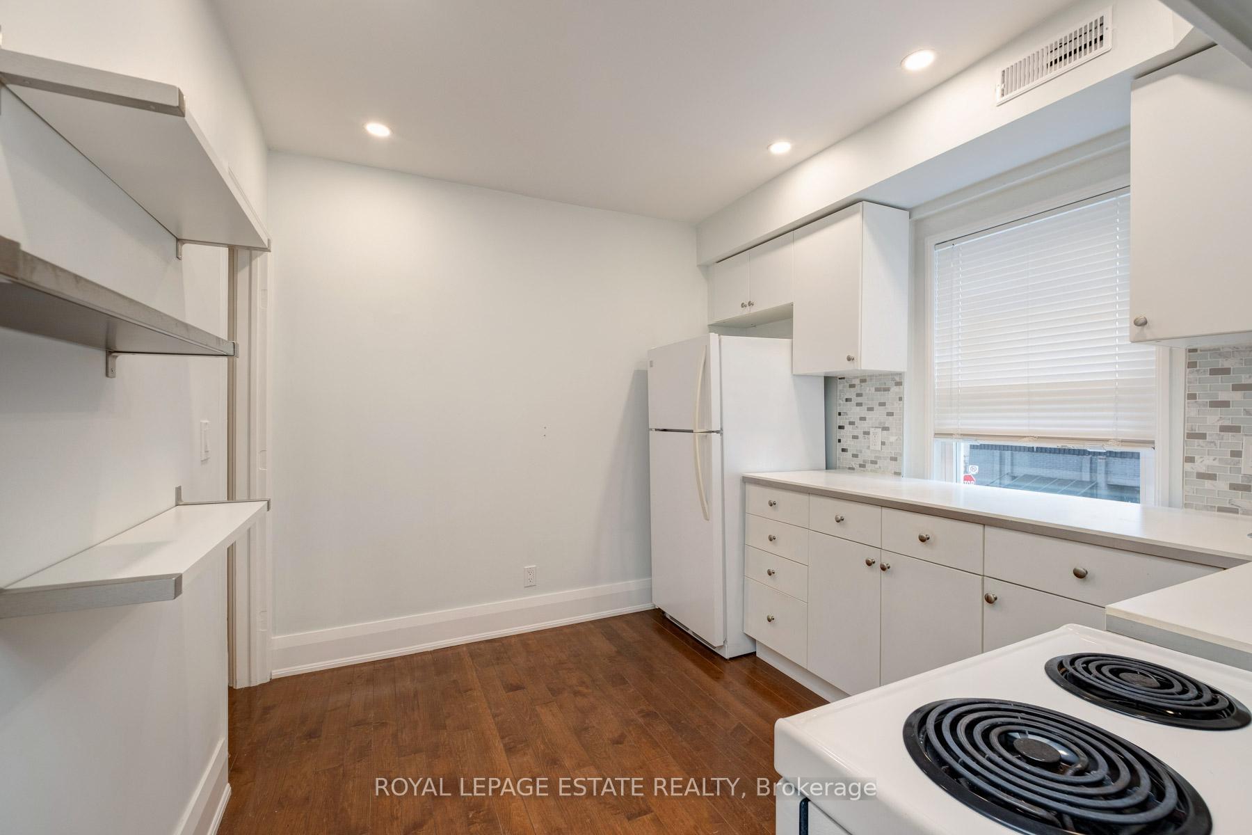 Photo 10 of Unit Upper, 322 Silver Birch Avenue, Toronto, The Beaches — HOMEH