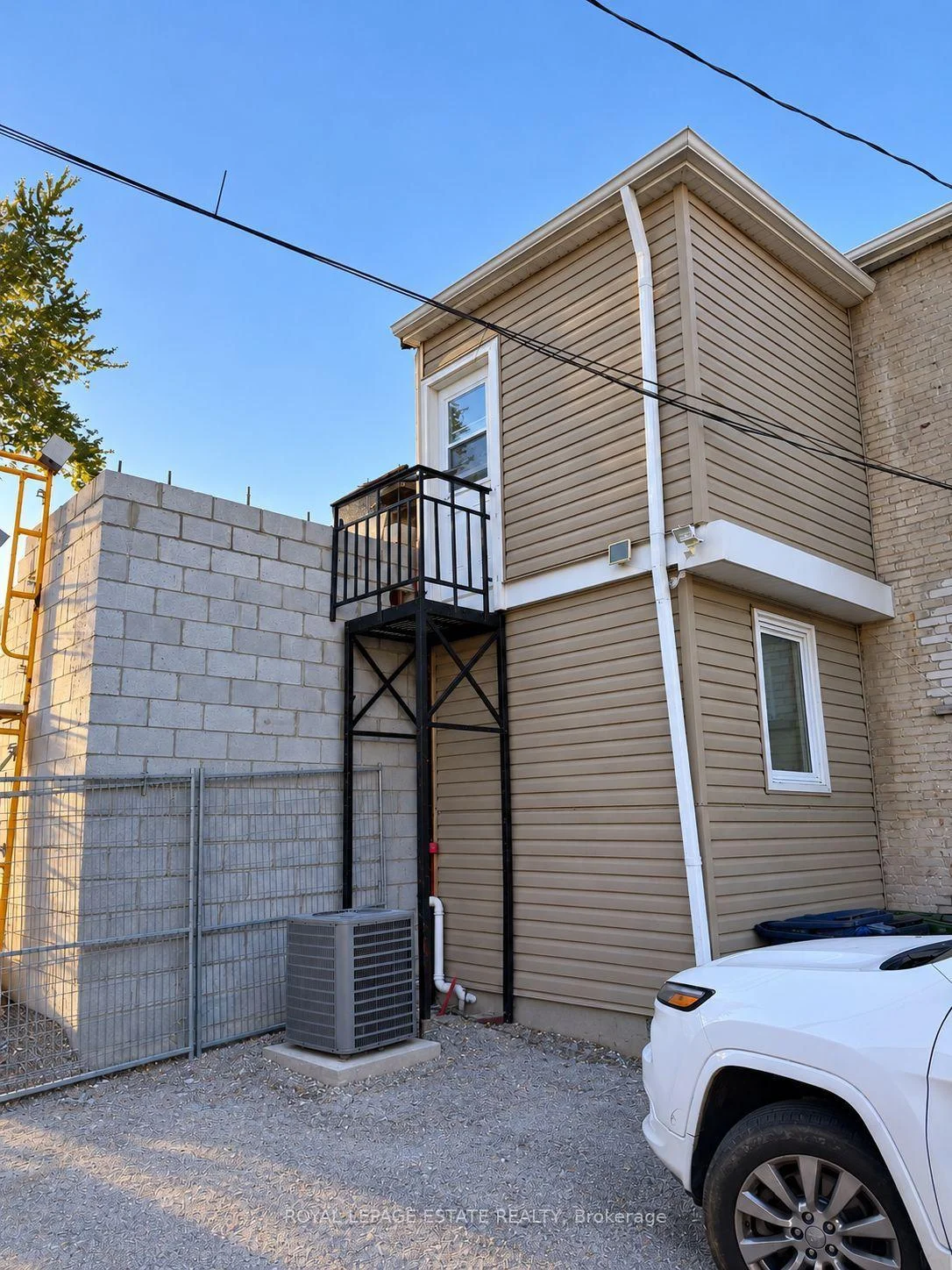 Photo 20 of Unit Upper, 322 Silver Birch Avenue, Toronto, The Beaches — HOMEH