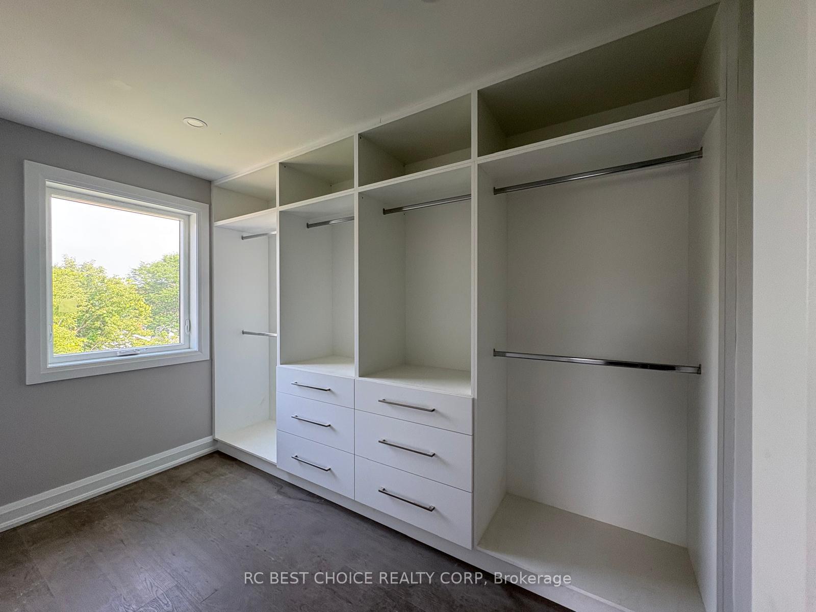 Photo 5 of 113 Grenfell Street, Oshawa, Vanier — HOMEH