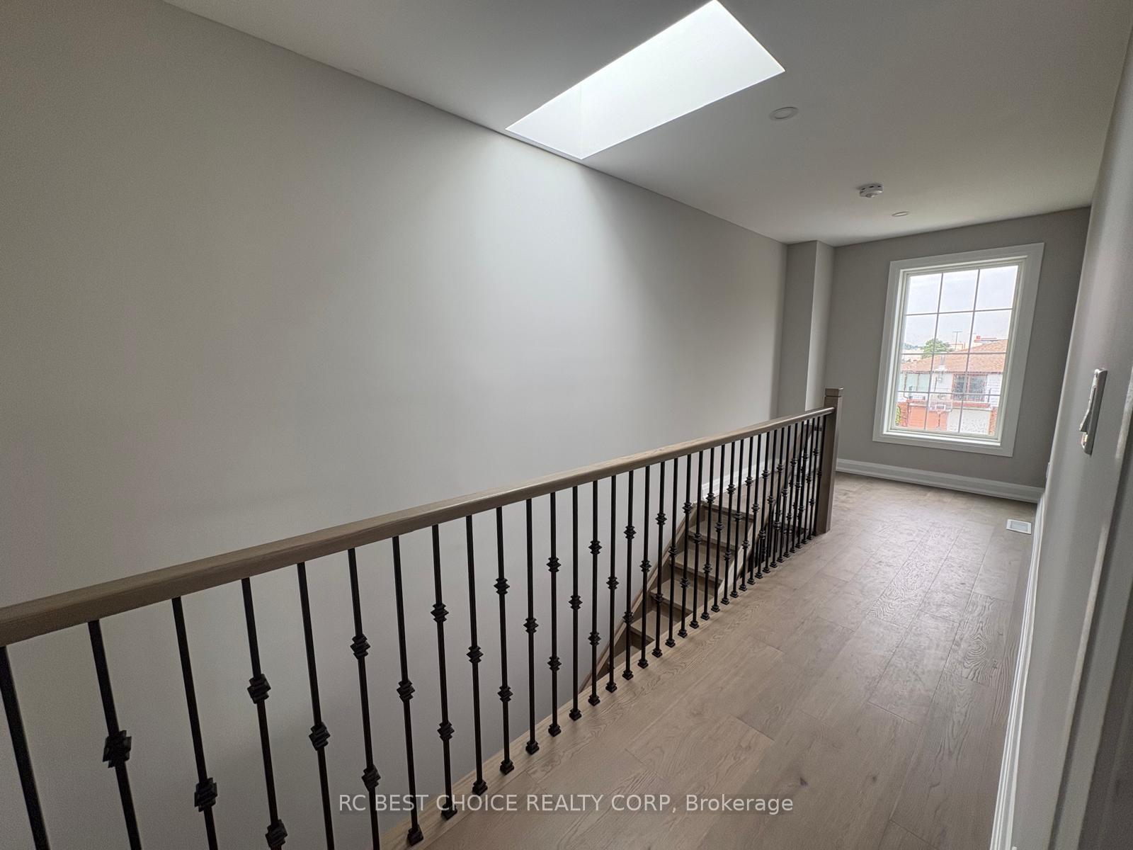 Photo 10 of 113 Grenfell Street, Oshawa, Vanier — HOMEH