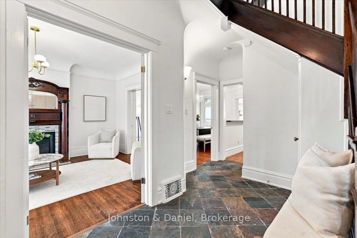 Photo 7 of 16 Barton Avenue, Toronto, The Annex — HOMEH