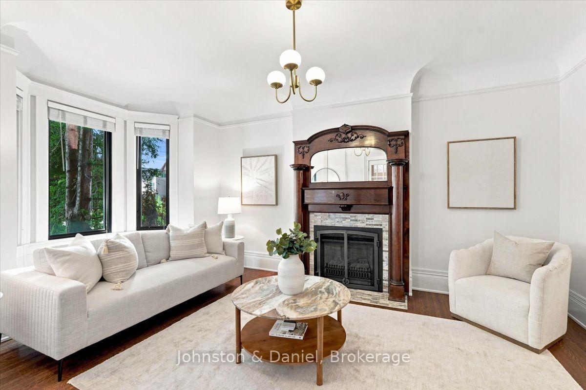 Photo 6 of 16 Barton Avenue, Toronto, The Annex — HOMEH