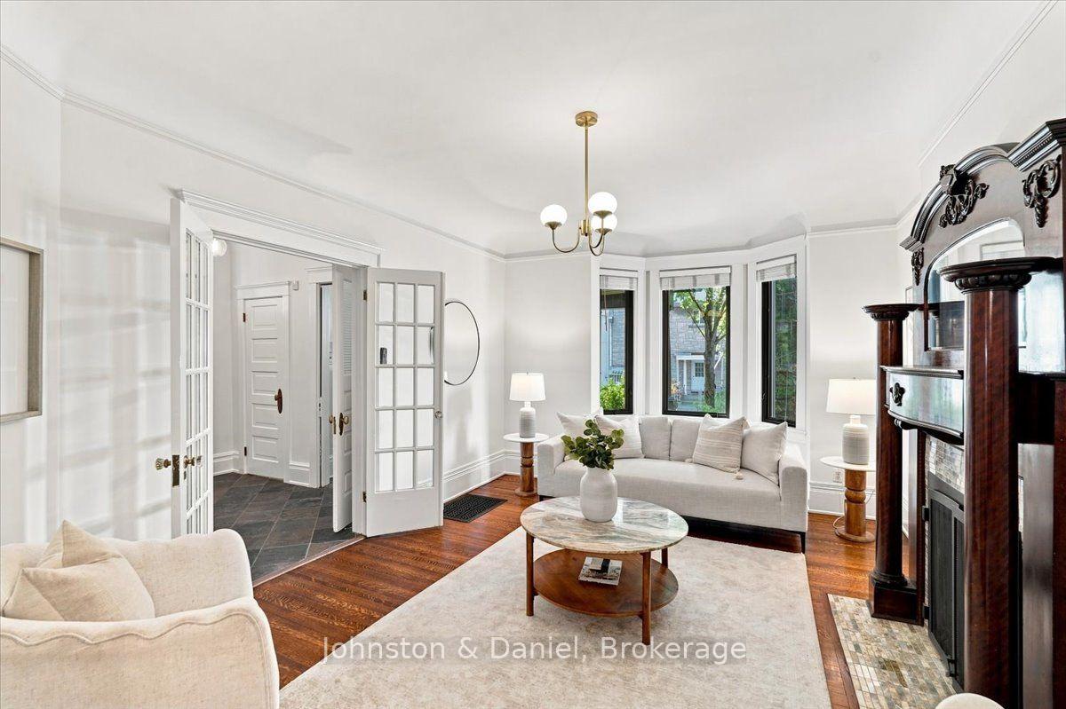 Photo 8 of 16 Barton Avenue, Toronto, The Annex — HOMEH