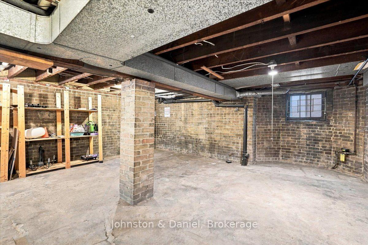 Photo 35 of 16 Barton Avenue, Toronto, The Annex — HOMEH