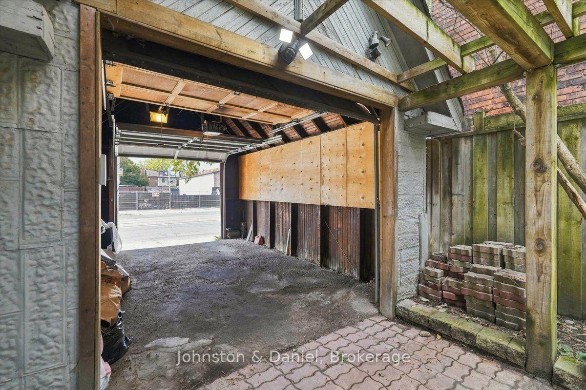 Photo 41 of 16 Barton Avenue, Toronto, The Annex — HOMEH