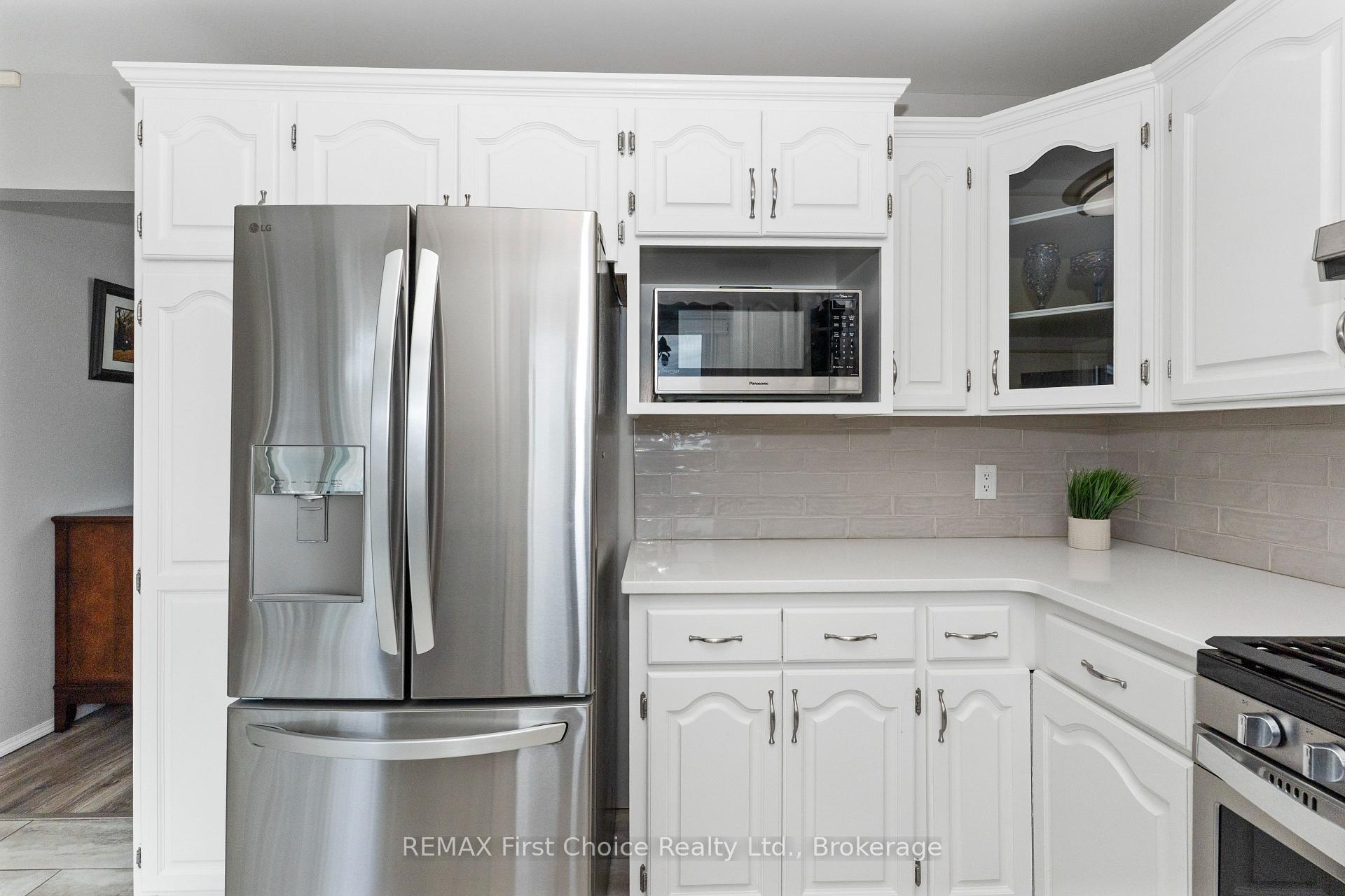 Photo 32 of 177 Flamingo Drive, Thunder Bay, River Terrace — HOMEH