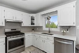 Photo 22 of 177 Flamingo Drive, Thunder Bay, River Terrace — HOMEH