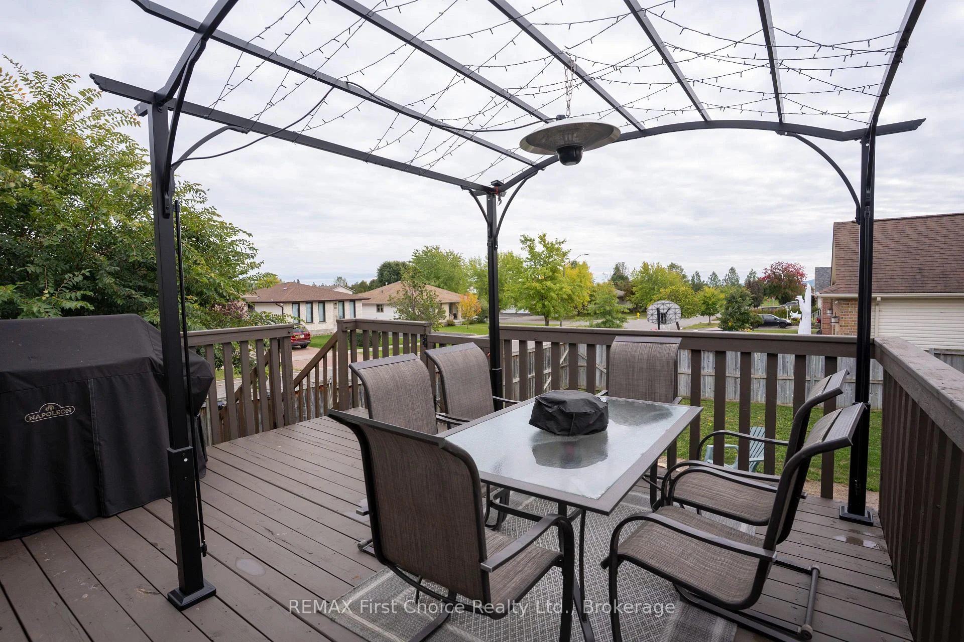 Photo 100 of 177 Flamingo Drive, Thunder Bay, River Terrace — HOMEH