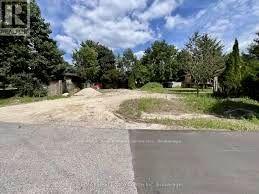 Photo 1 of 28 Malvern Crescent, Guelph, Pineridge/Westminster Woods — HOMEH