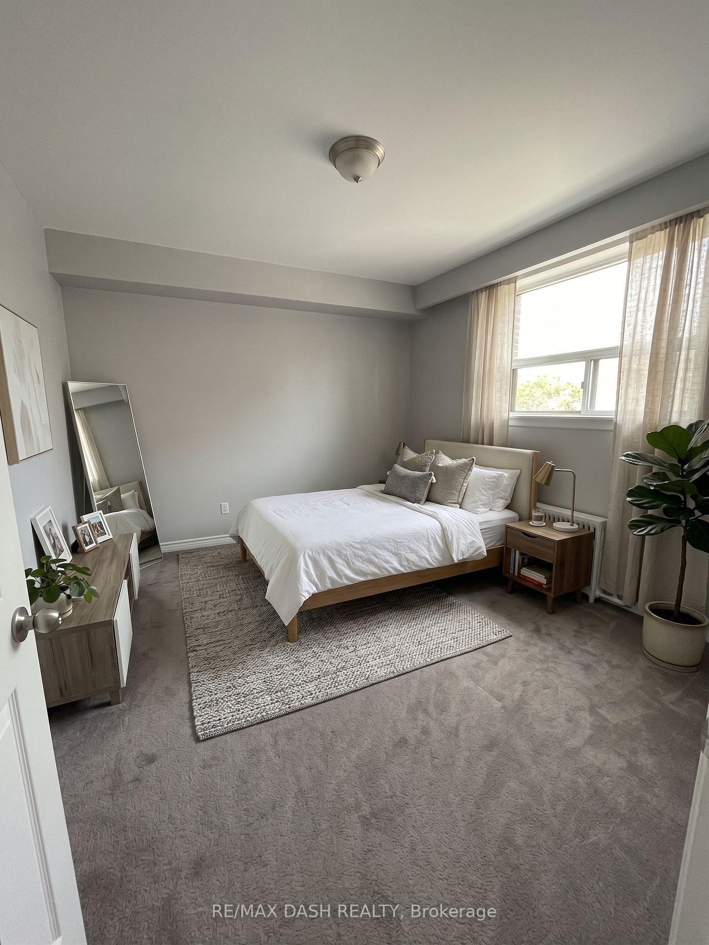 Photo 3 of Unit B1, 50 Neptune Drive, Toronto, Englemount-Lawrence — HOMEH
