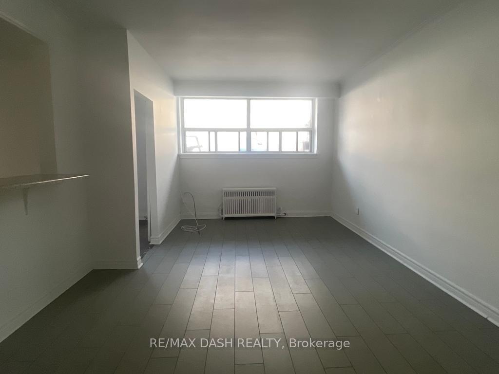 Photo 6 of Unit B1, 50 Neptune Drive, Toronto, Englemount-Lawrence — HOMEH