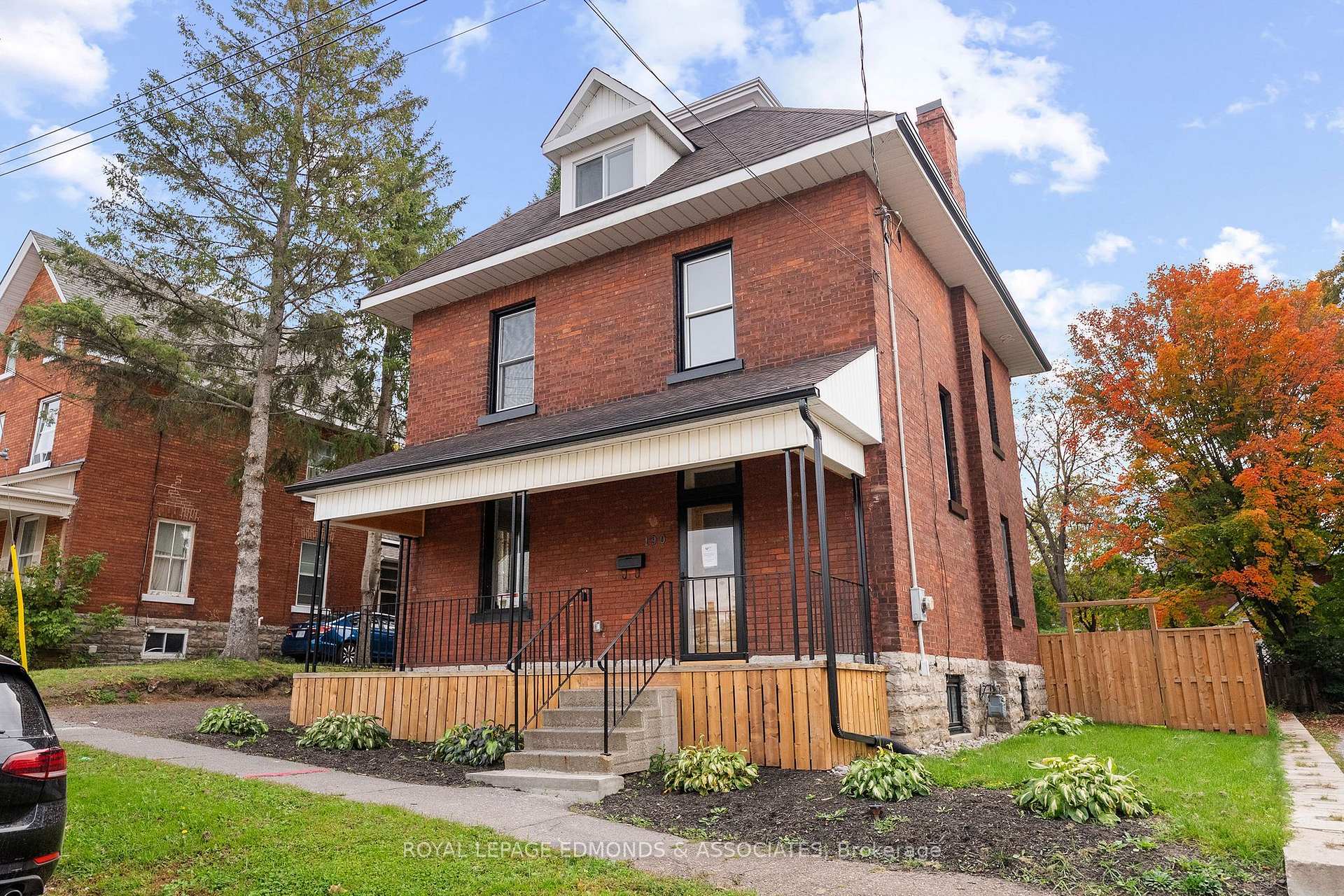 Photo of 190 Mcallister Street