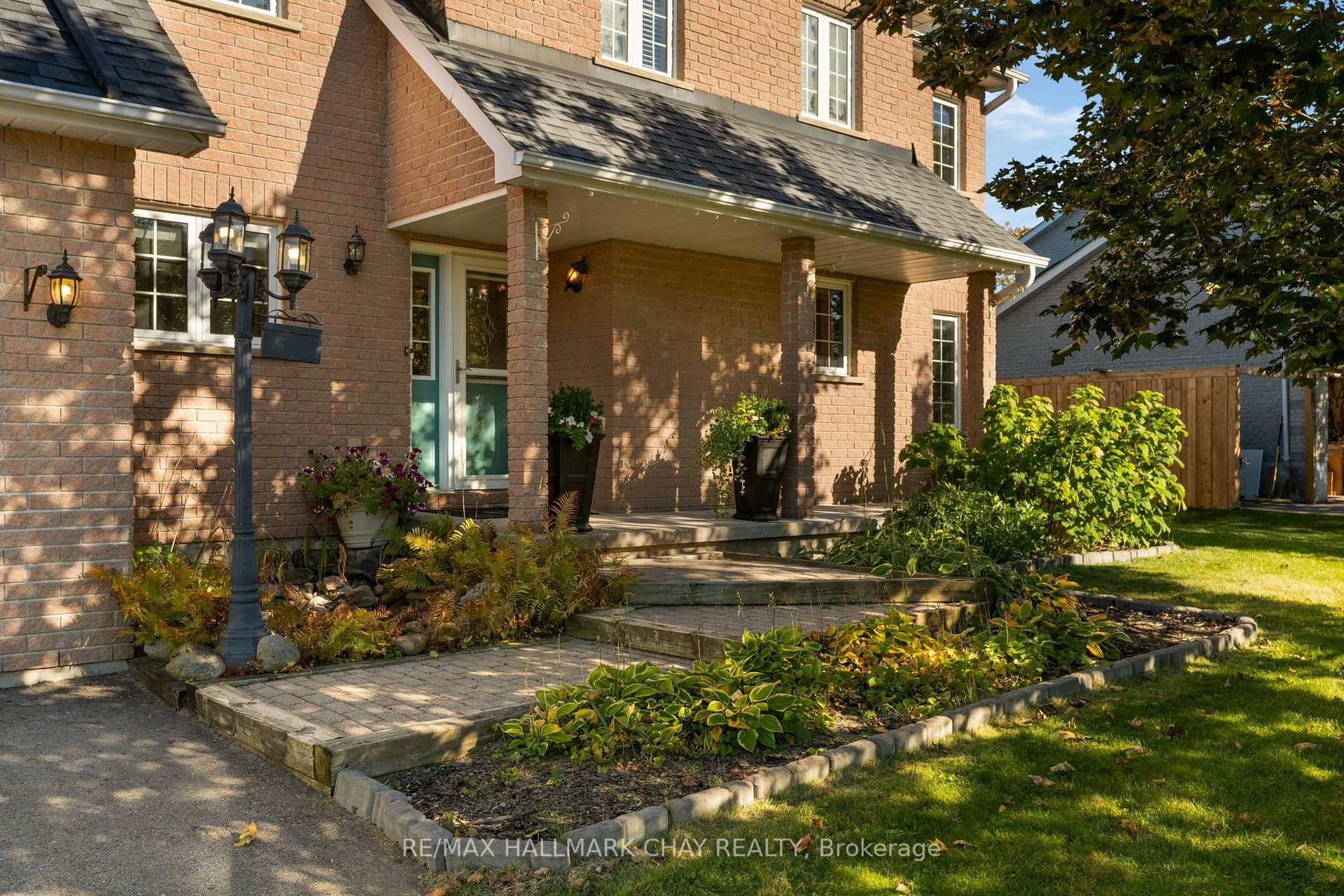 Photo 2 of 3667 Kimberley Street, Innisfil, Rural Innisfil — HOMEH