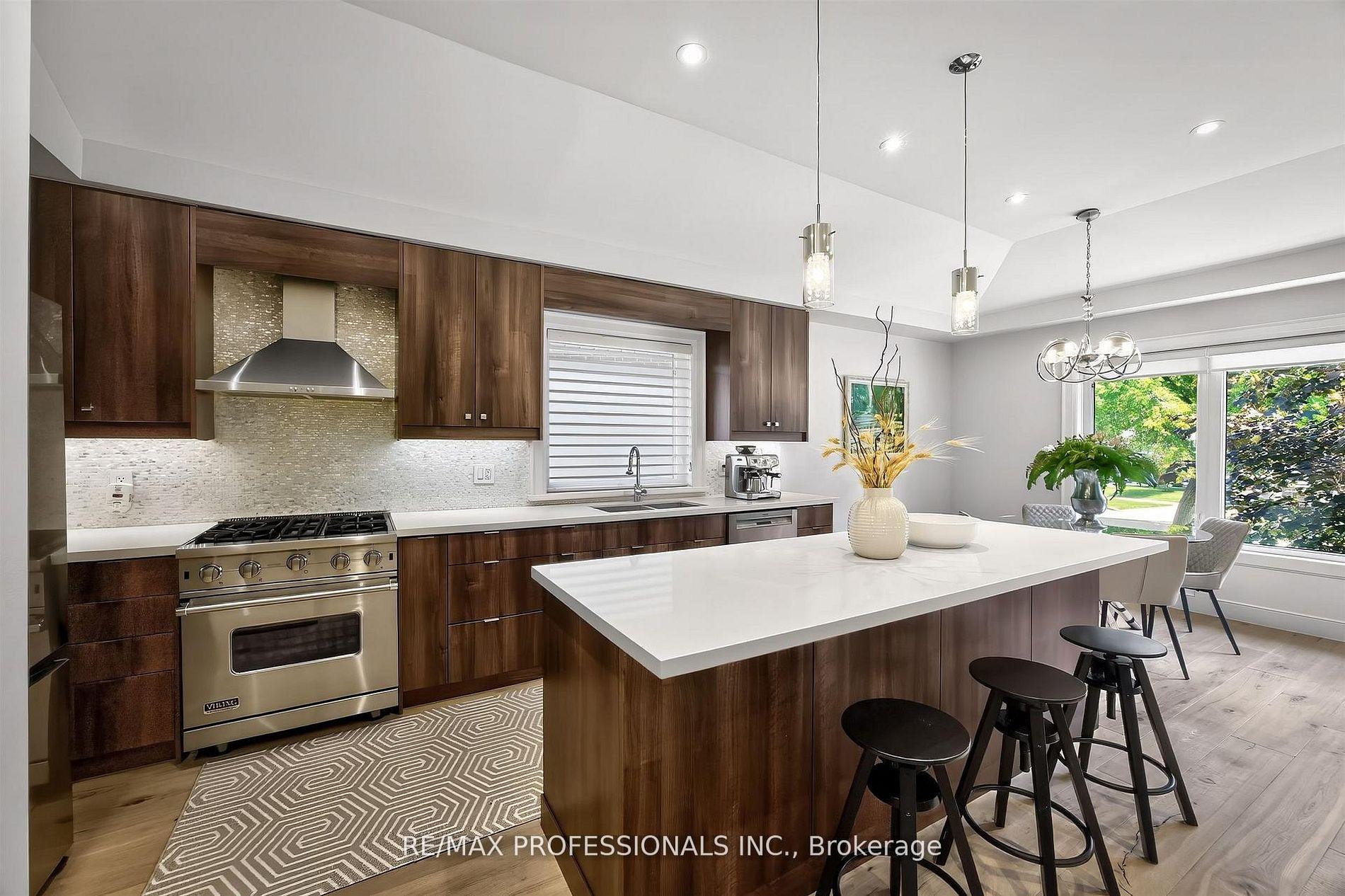 Photo 17 of 57 Merrygale Crescent, Etobicoke, Eringate-Centennial-West Deane — HOMEH