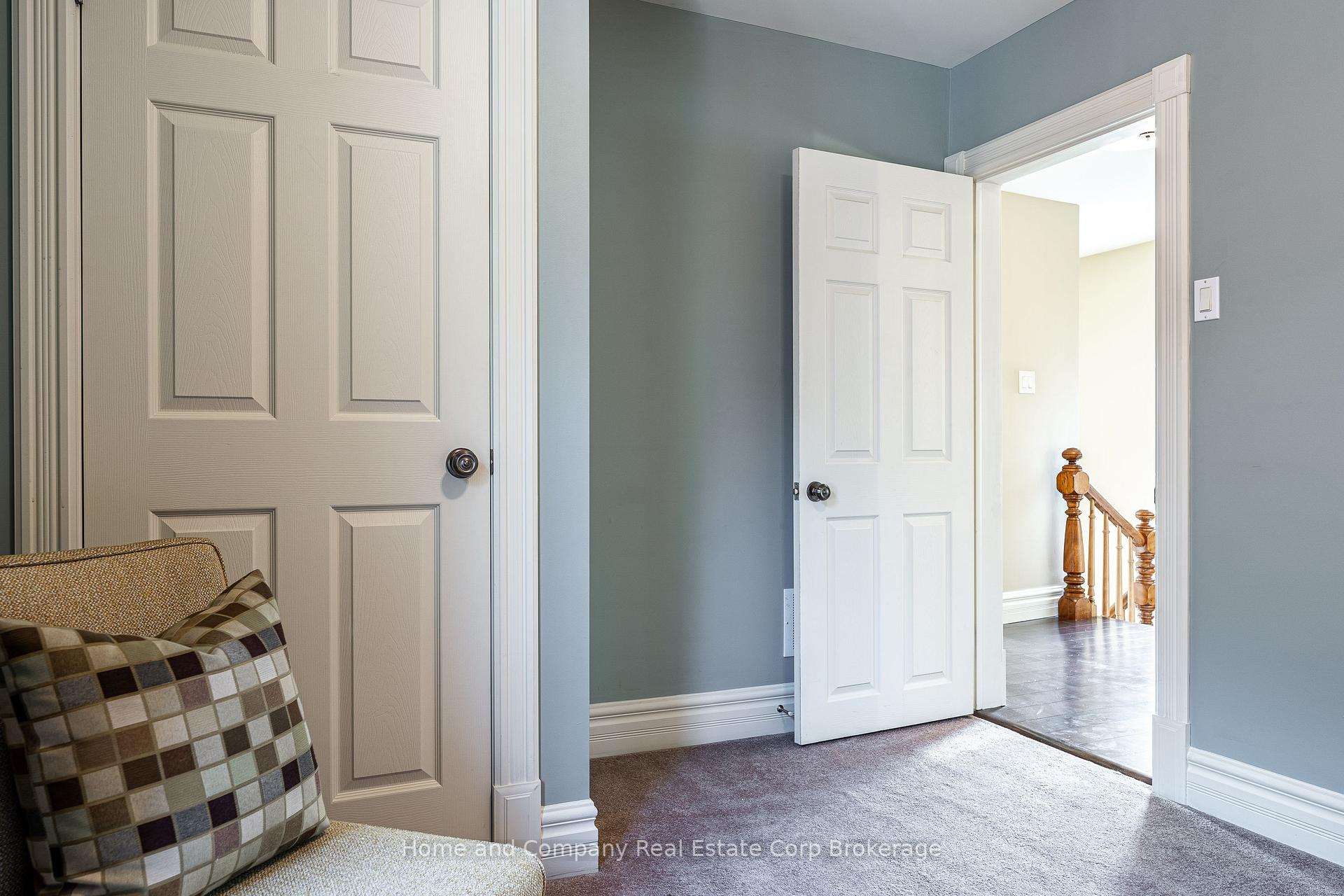 Photo 31 of 252 Albert Street, Stratford — HOMEH