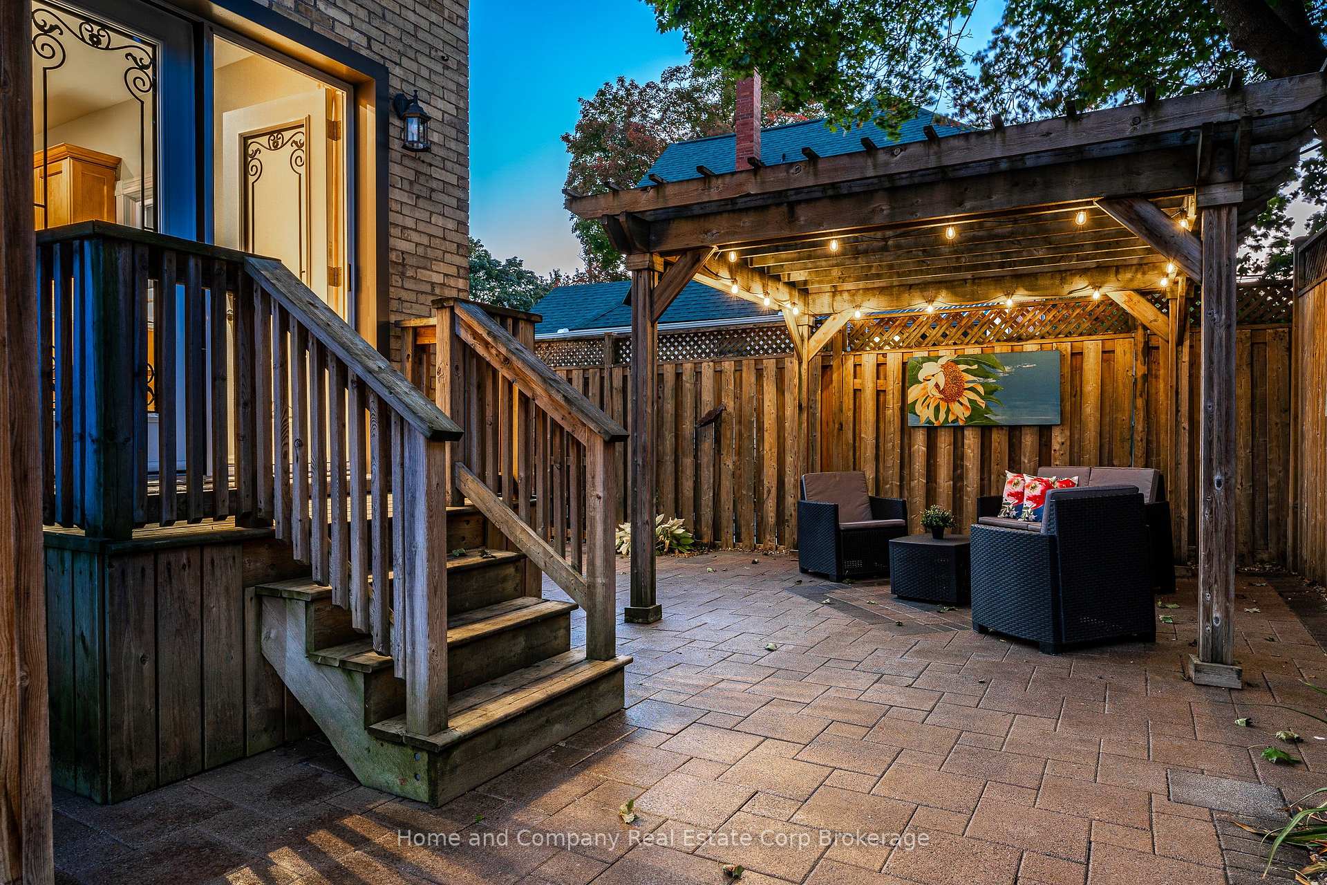 Photo 47 of 252 Albert Street, Stratford — HOMEH