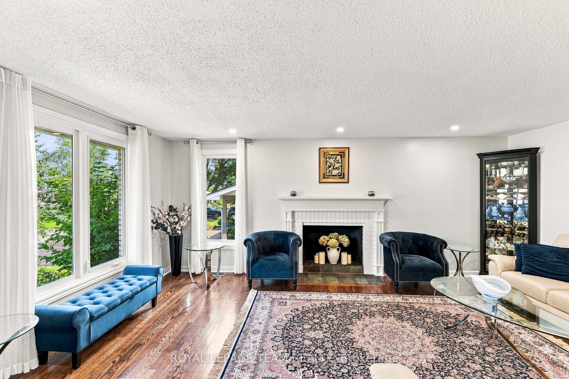 Photo 6 of 93 Beaver Ridge, Ottawa, City View/Skyline/Fisher Heights/Parkwood Hills — HOMEH
