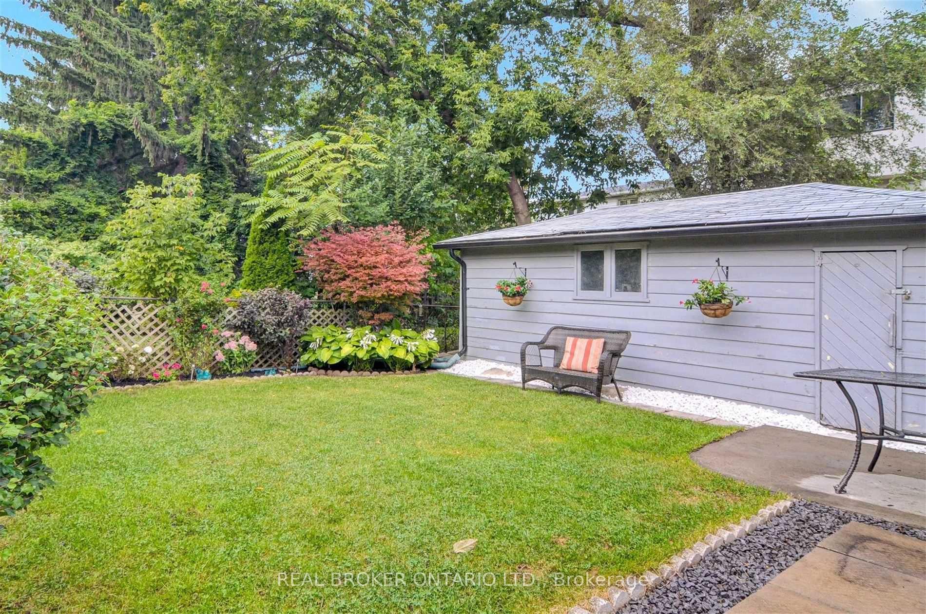 Photo 6 of Unit Lower, 24 Glenburn Avenue, Toronto, O'Connor-Parkview — HOMEH