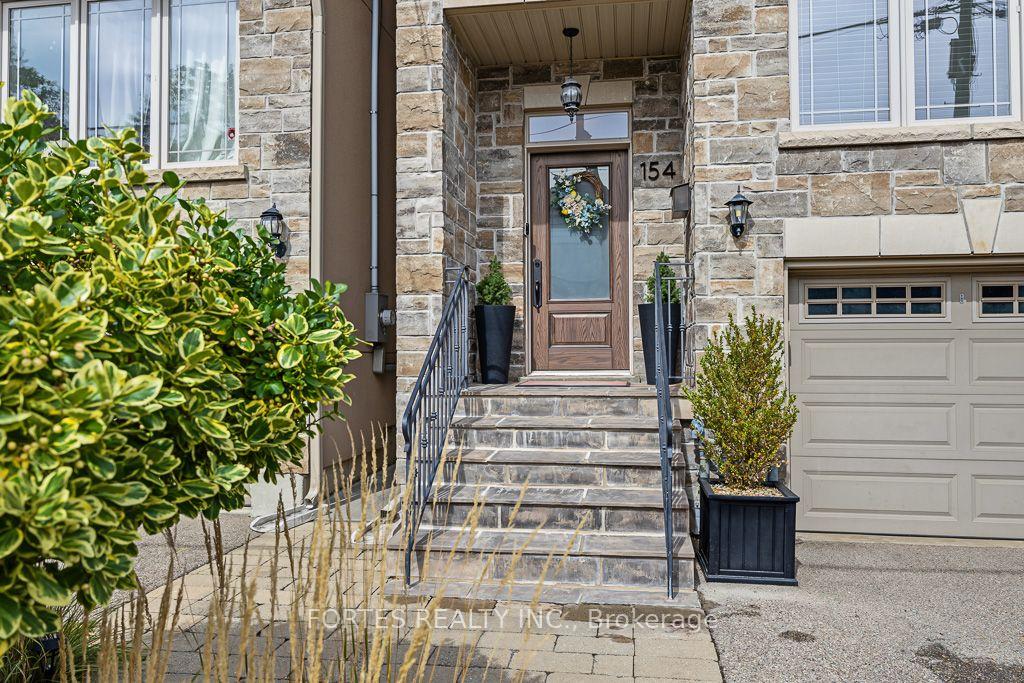 Photo 7 of 154 Holborne Avenue, Toronto, Danforth Village-East York — HOMEH