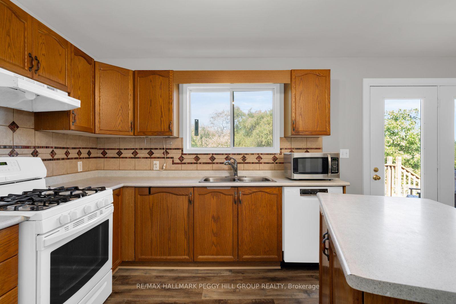 Photo 4 of 5900 Old Mill Road, Essa, Rural Essa — HOMEH
