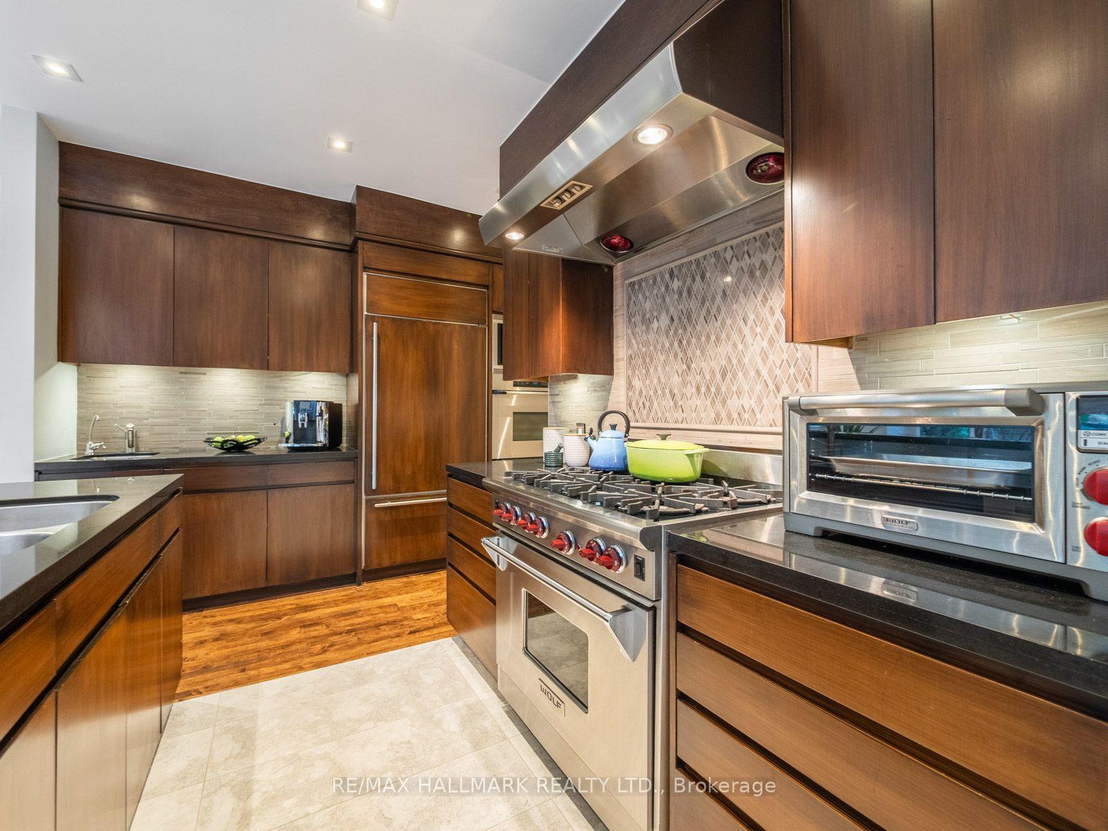 Photo 8 of 81 Macpherson Avenue, Toronto, The Annex — HOMEH