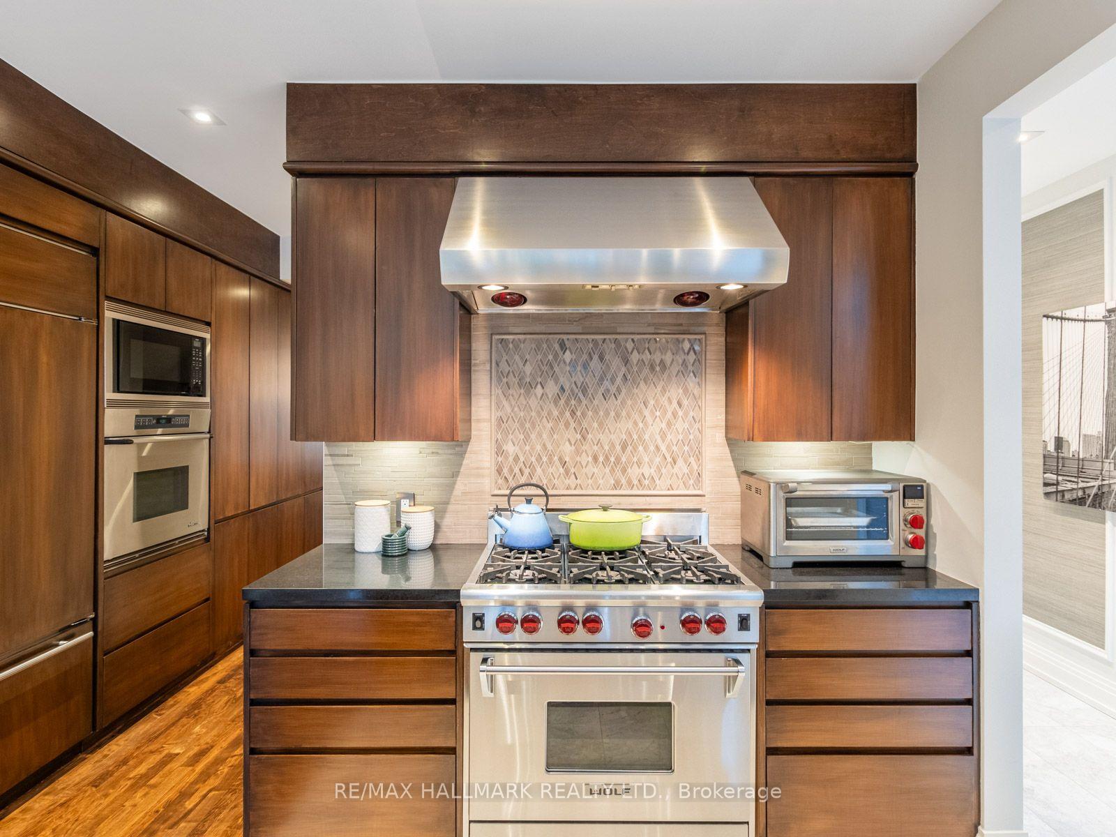 Photo 10 of 81 Macpherson Avenue, Toronto, The Annex — HOMEH