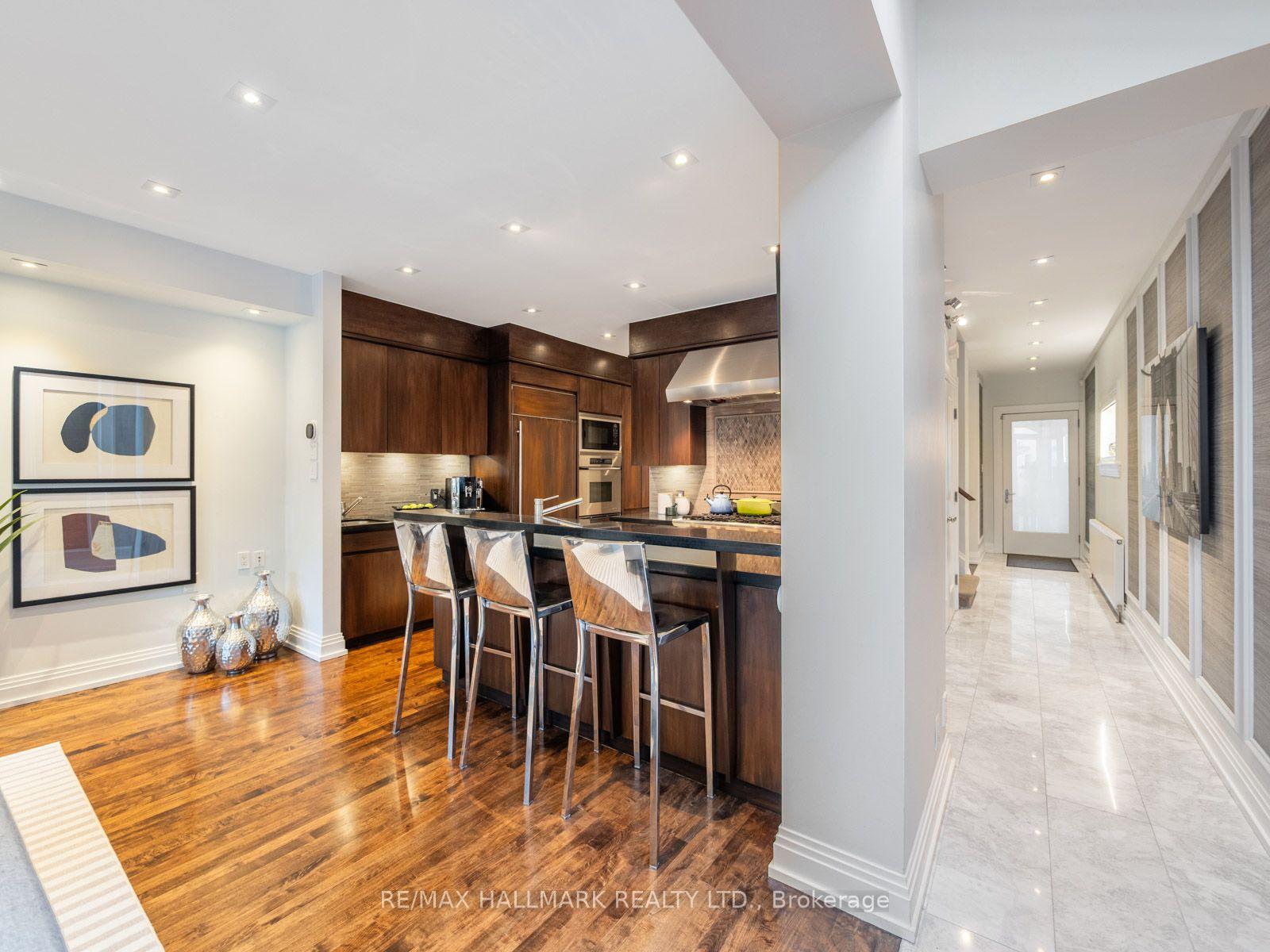 Photo 13 of 81 Macpherson Avenue, Toronto, The Annex — HOMEH