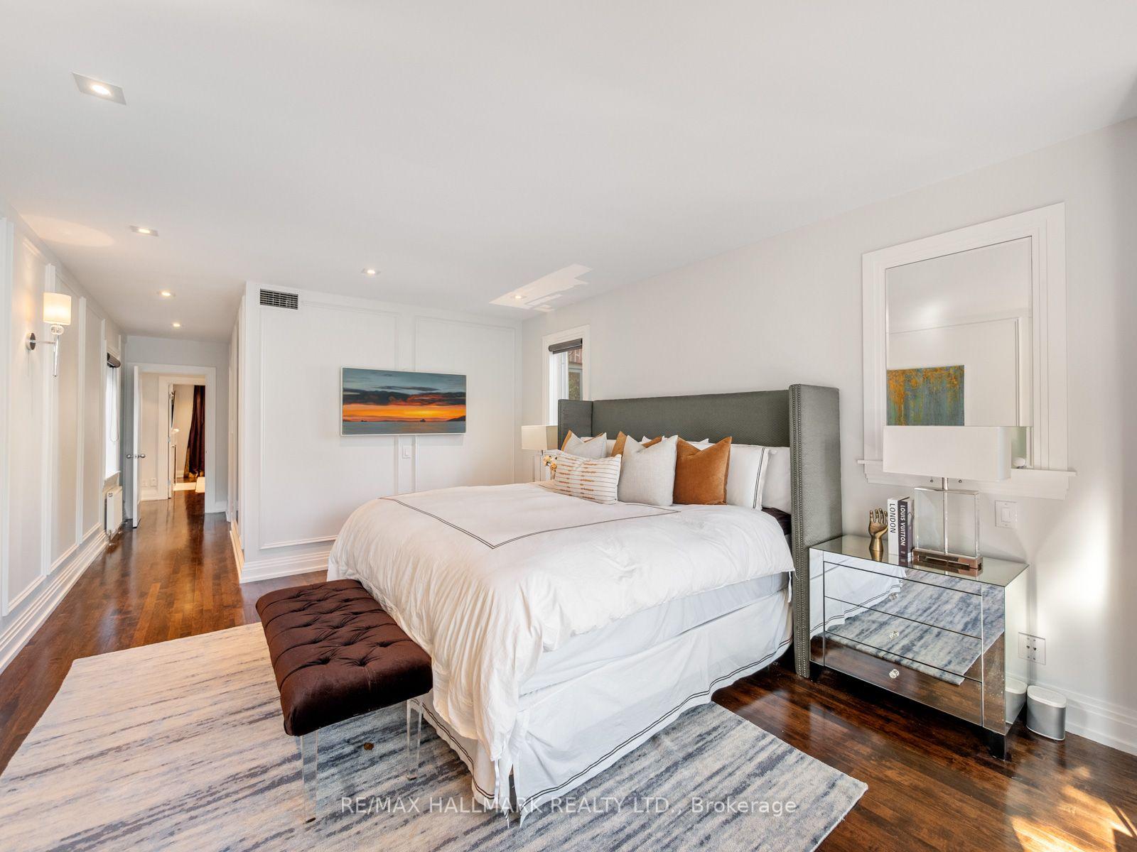 Photo 26 of 81 Macpherson Avenue, Toronto, The Annex — HOMEH