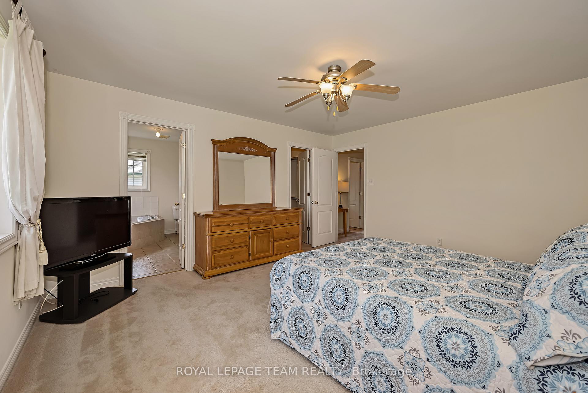 Photo 23 of 6668 Tommary Drive, Ottawa, Greely — HOMEH