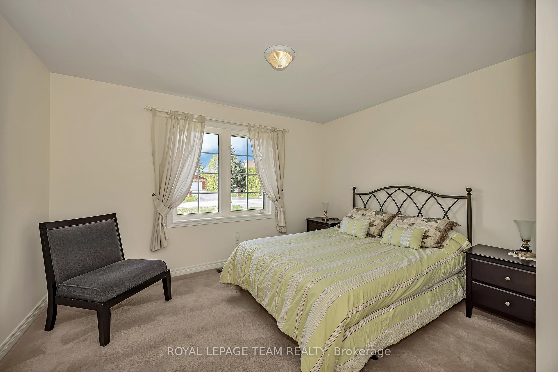 Photo 27 of 6668 Tommary Drive, Ottawa, Greely — HOMEH