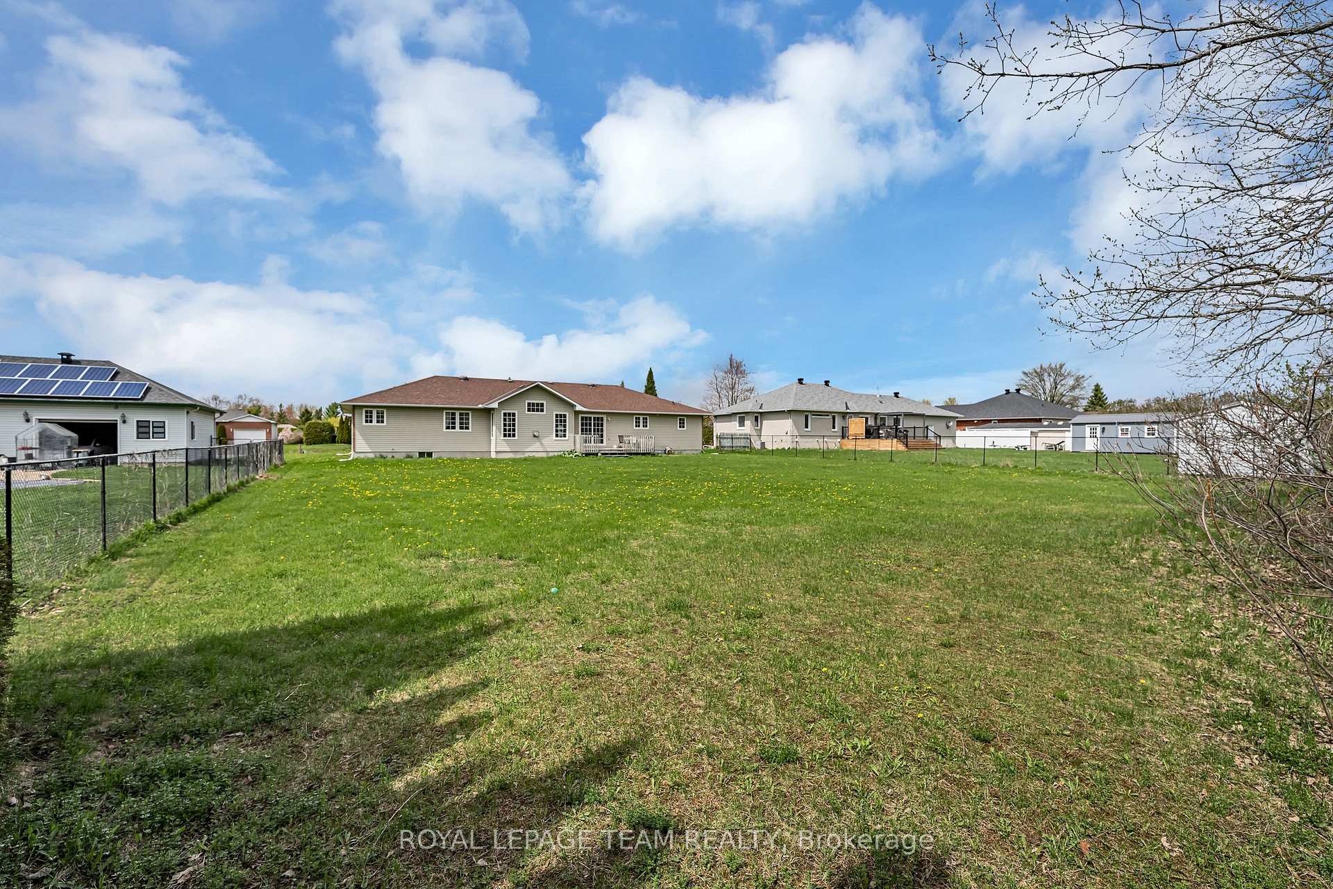 Photo 38 of 6668 Tommary Drive, Ottawa, Greely — HOMEH