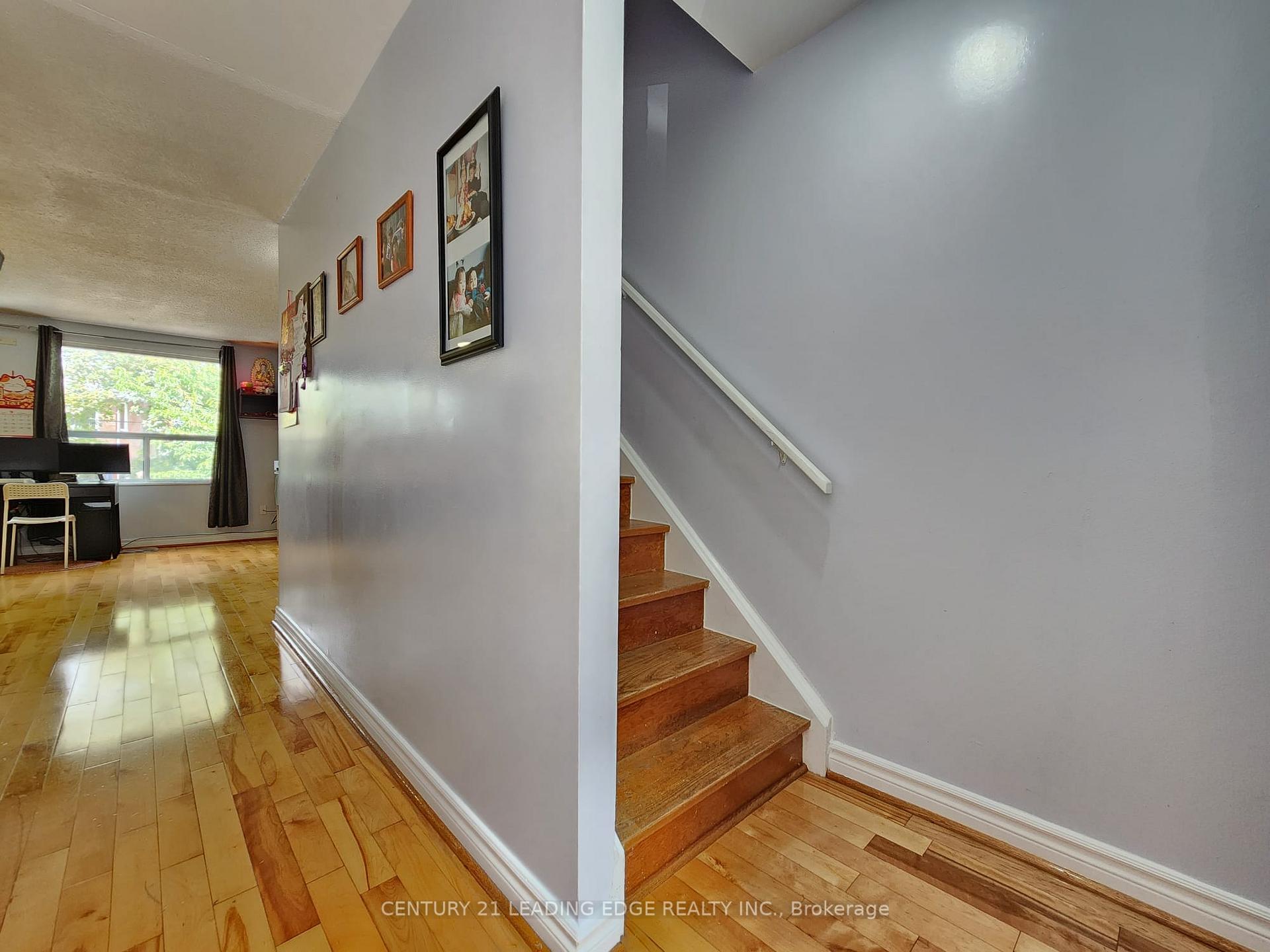 Photo 8 of Unit 82, 203 Lotherton Pathway, North York, Yorkdale-Glen Park — HOMEH