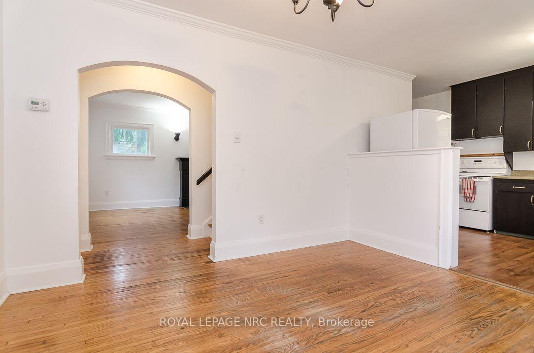 Photo 11 of 162 Aqueduct Street, Welland, Prince Charles — HOMEH