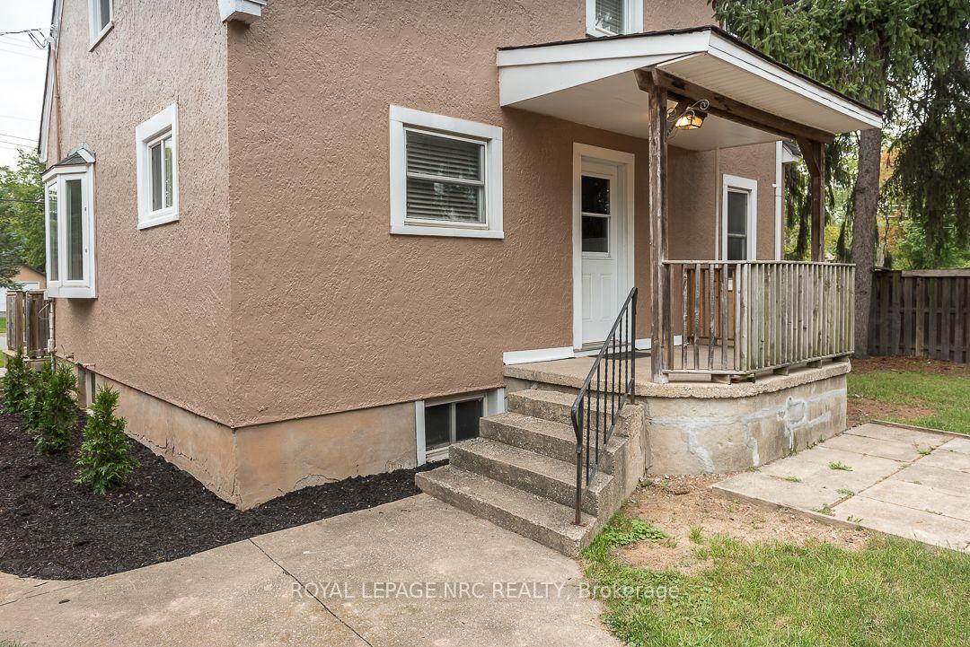Photo 29 of 162 Aqueduct Street, Welland, Prince Charles — HOMEH