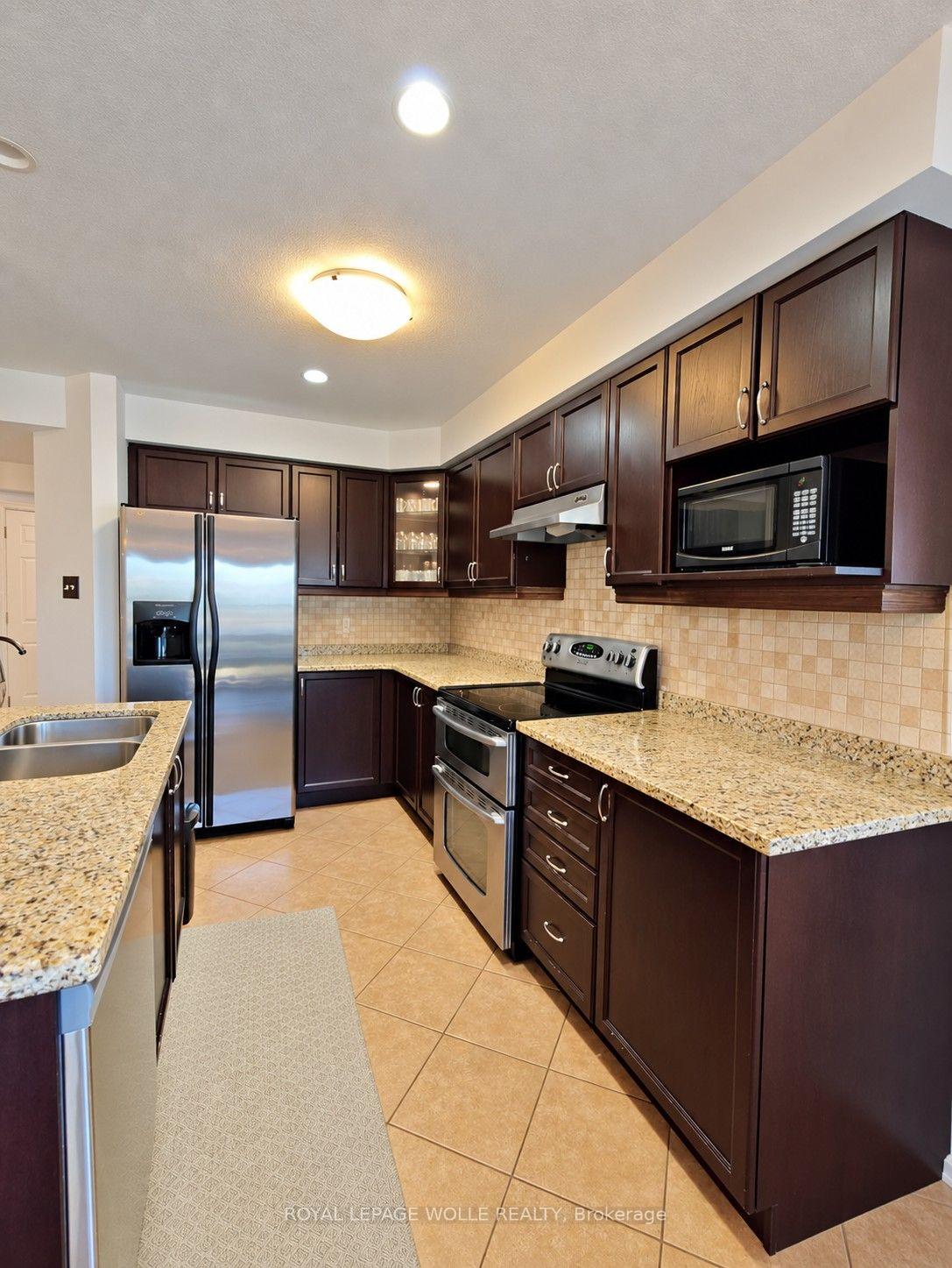 Photo 7 of 26 Wilkie Crescent, Guelph, Pineridge/Westminster Woods — HOMEH