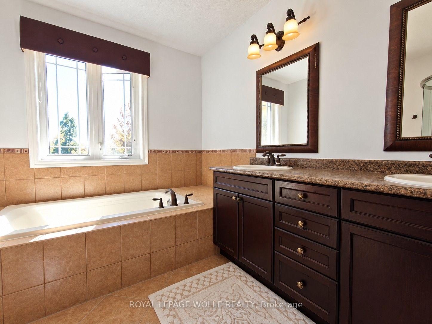 Photo 12 of 26 Wilkie Crescent, Guelph, Pineridge/Westminster Woods — HOMEH