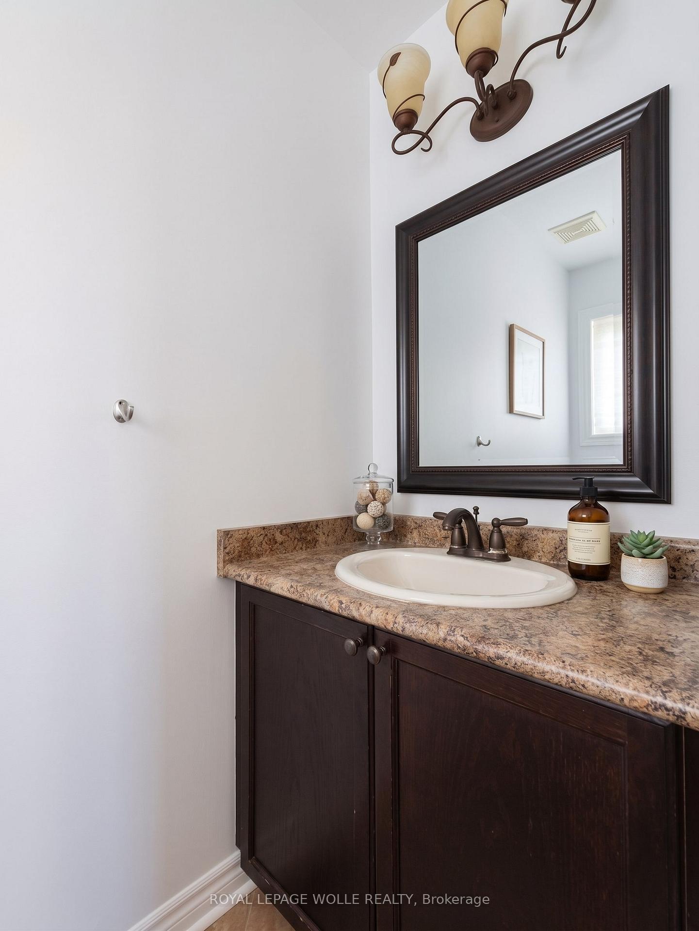 Photo 19 of 26 Wilkie Crescent, Guelph, Pineridge/Westminster Woods — HOMEH
