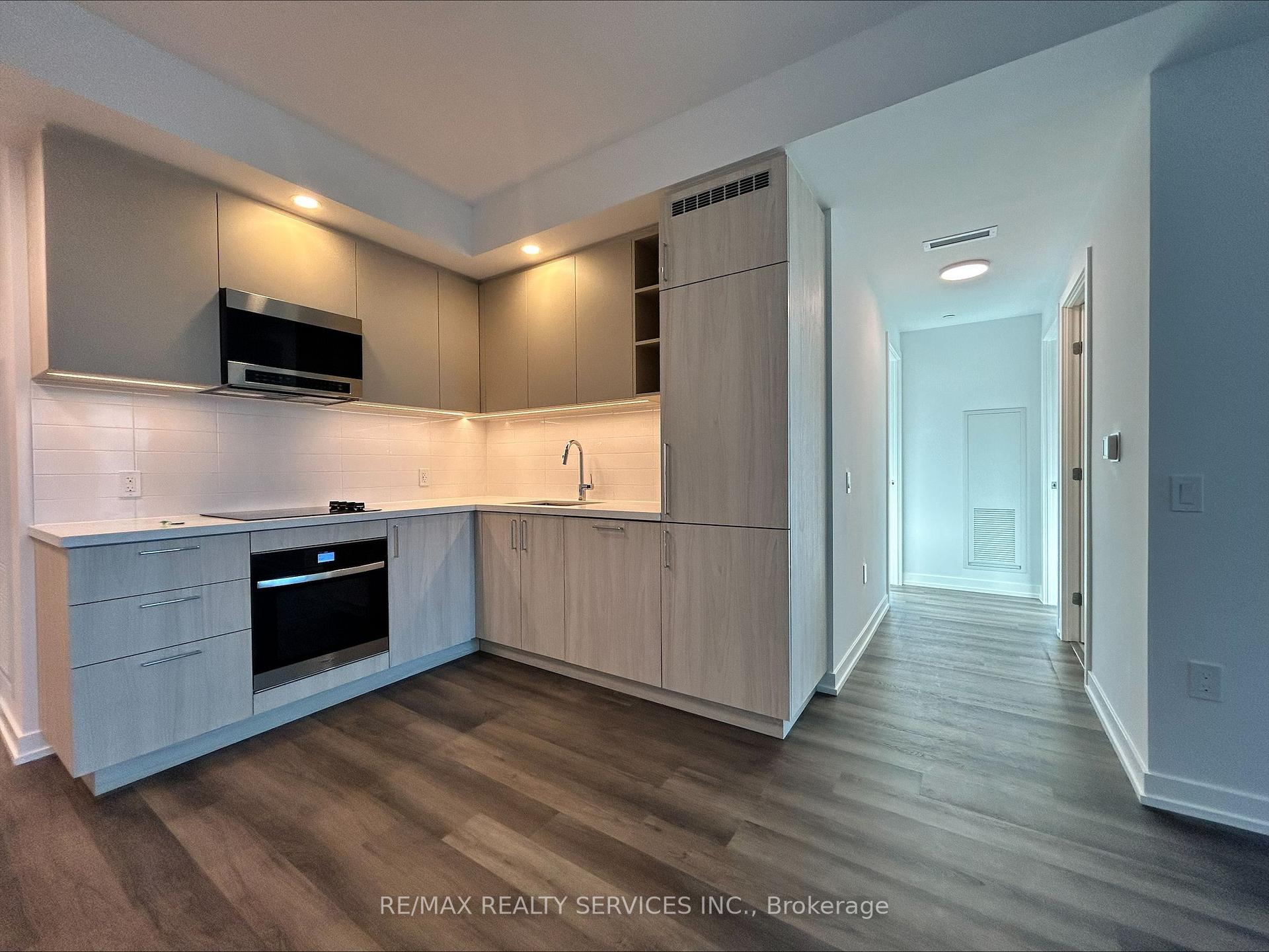 Photo 1 of Unit 2105, 21 Meadowdale Road, Vaughan, Vaughan Corporate Centre — HOMEH