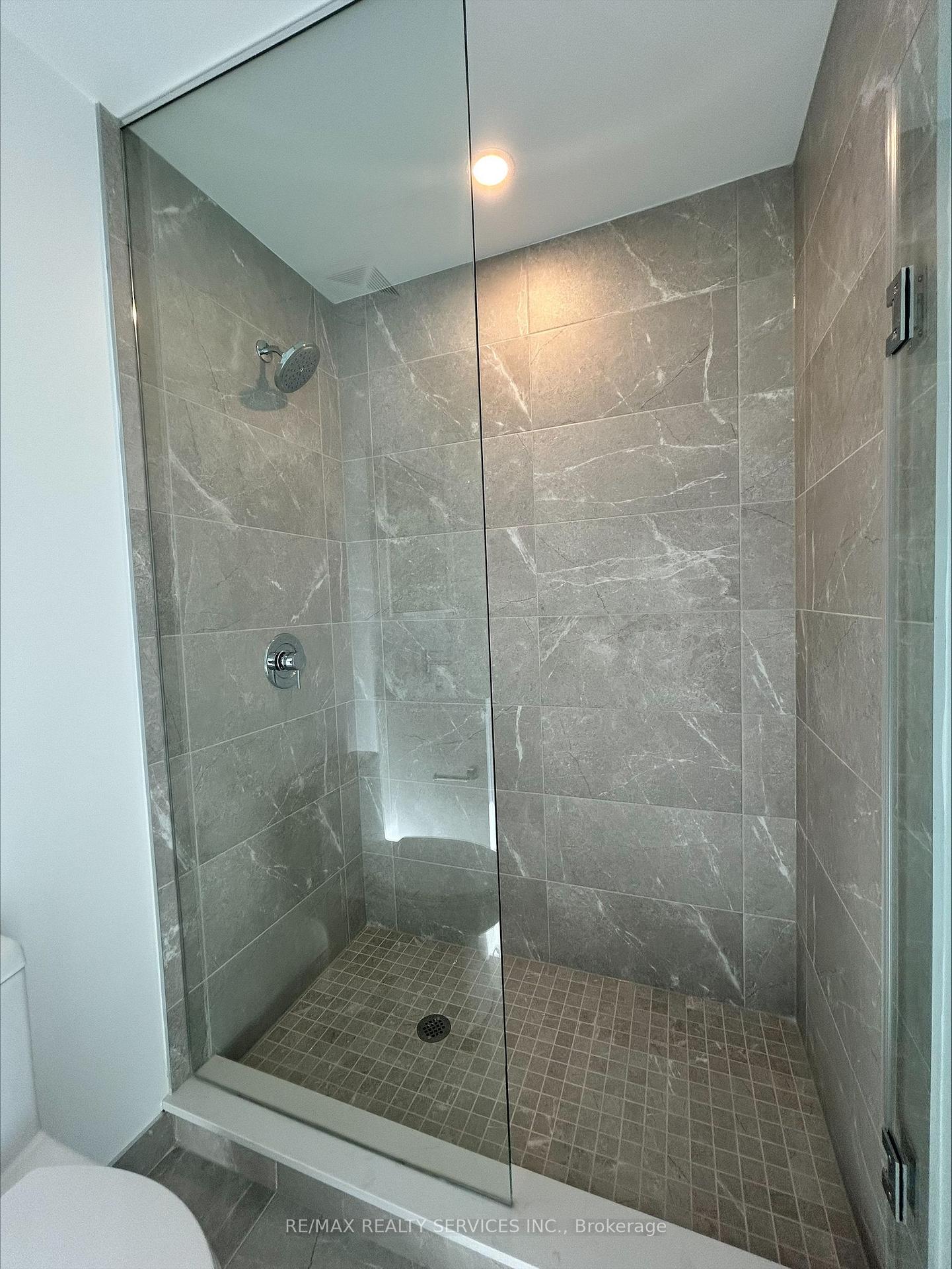 Photo 16 of Unit 2105, 21 Meadowdale Road, Vaughan, Vaughan Corporate Centre — HOMEH