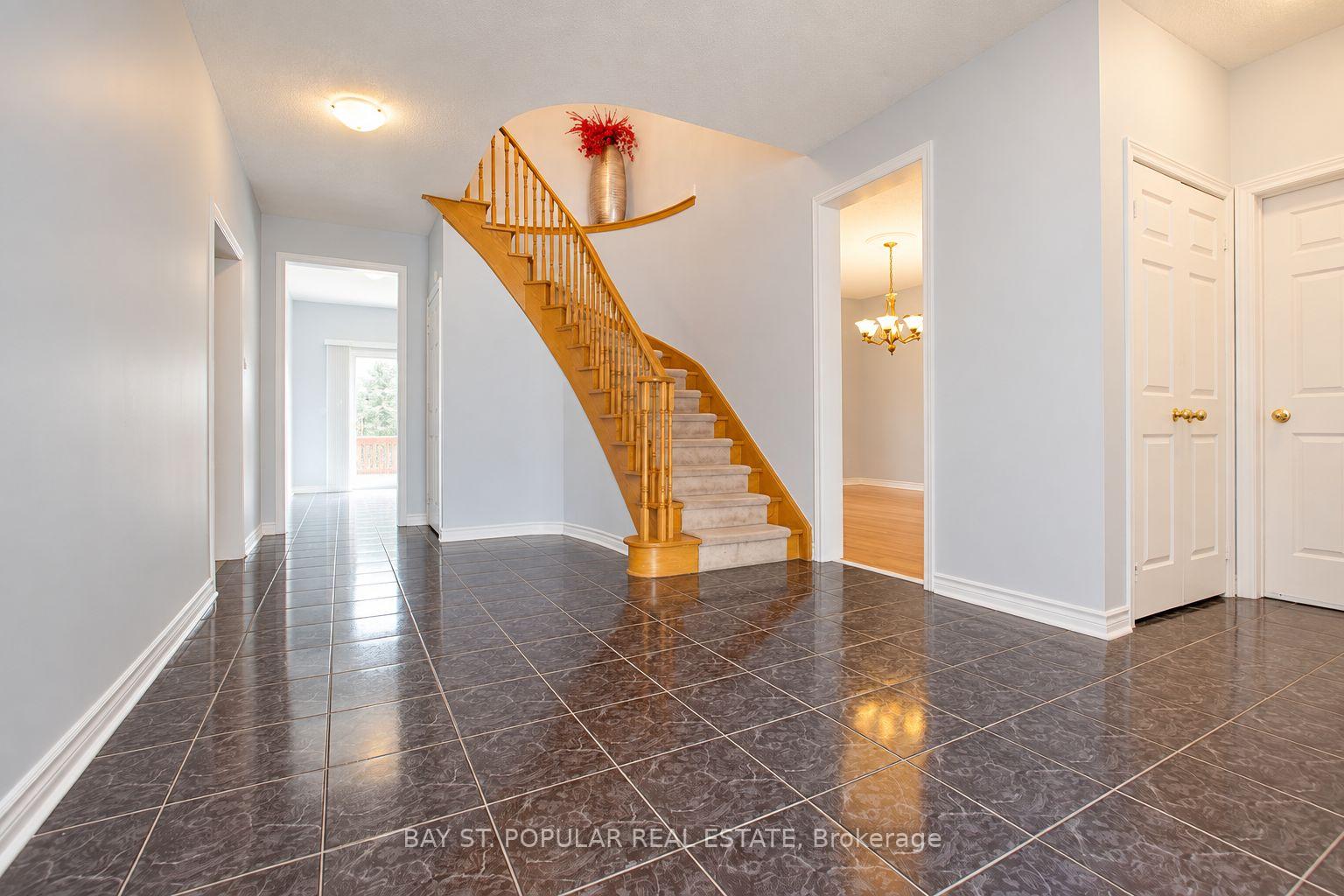 Photo 2 of 25 Subrisco Avenue, Richmond Hill, Devonsleigh — HOMEH