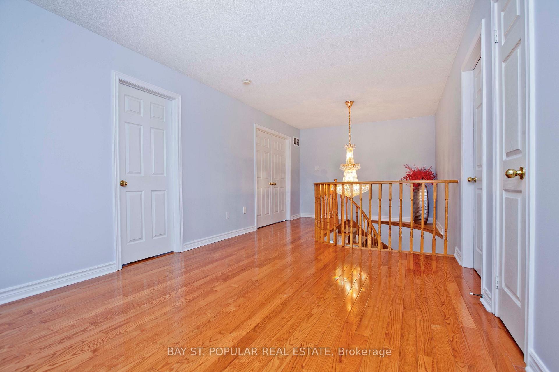 Photo 11 of 25 Subrisco Avenue, Richmond Hill, Devonsleigh — HOMEH