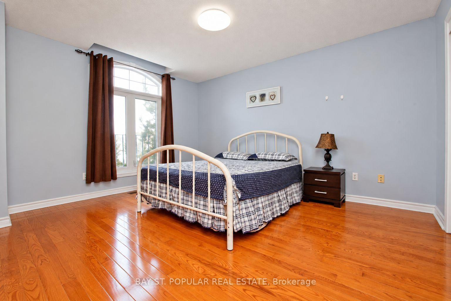 Photo 16 of 25 Subrisco Avenue, Richmond Hill, Devonsleigh — HOMEH