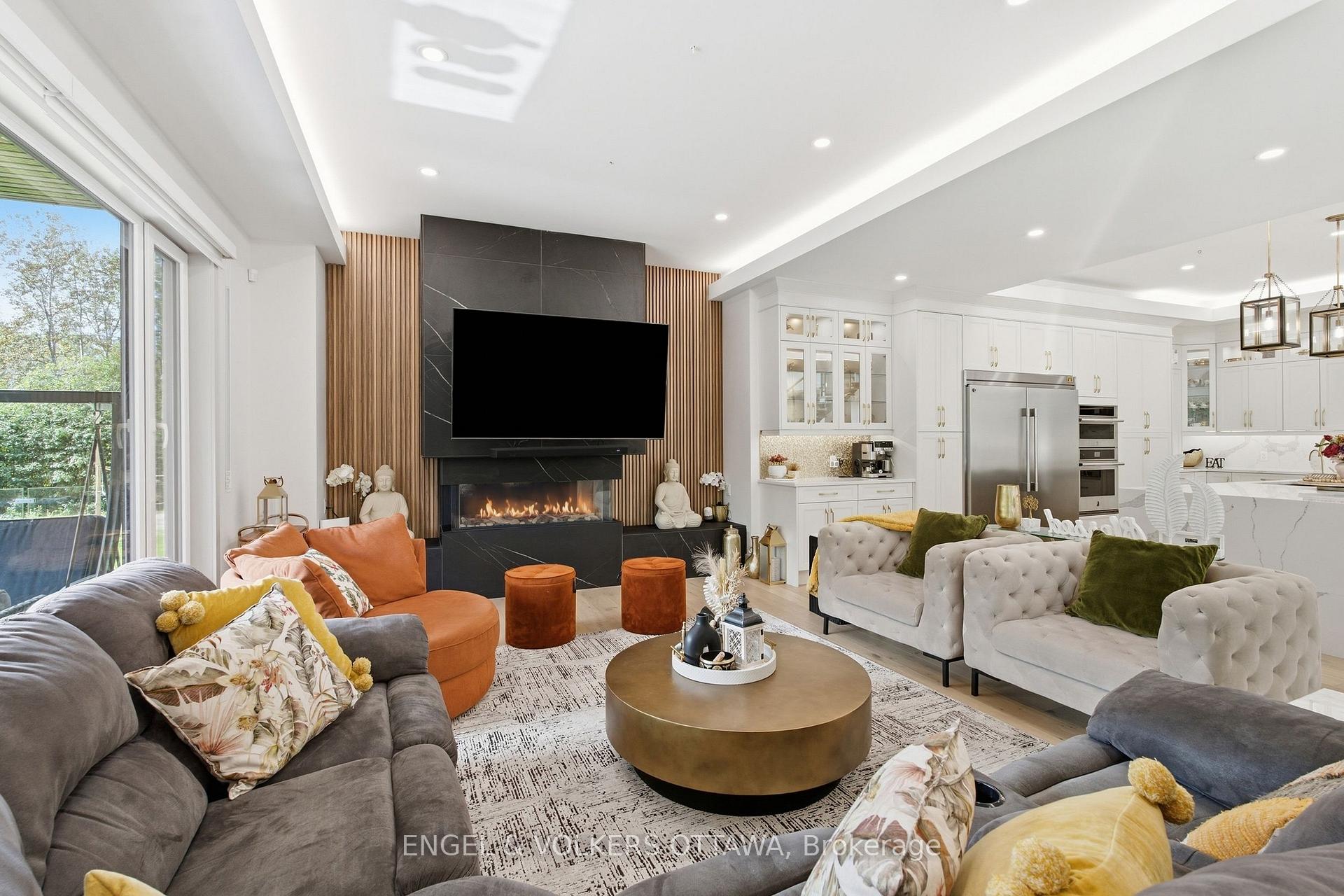 Photo 10 of 1057 Green Jacket Crescent, Ottawa, Greely — HOMEH