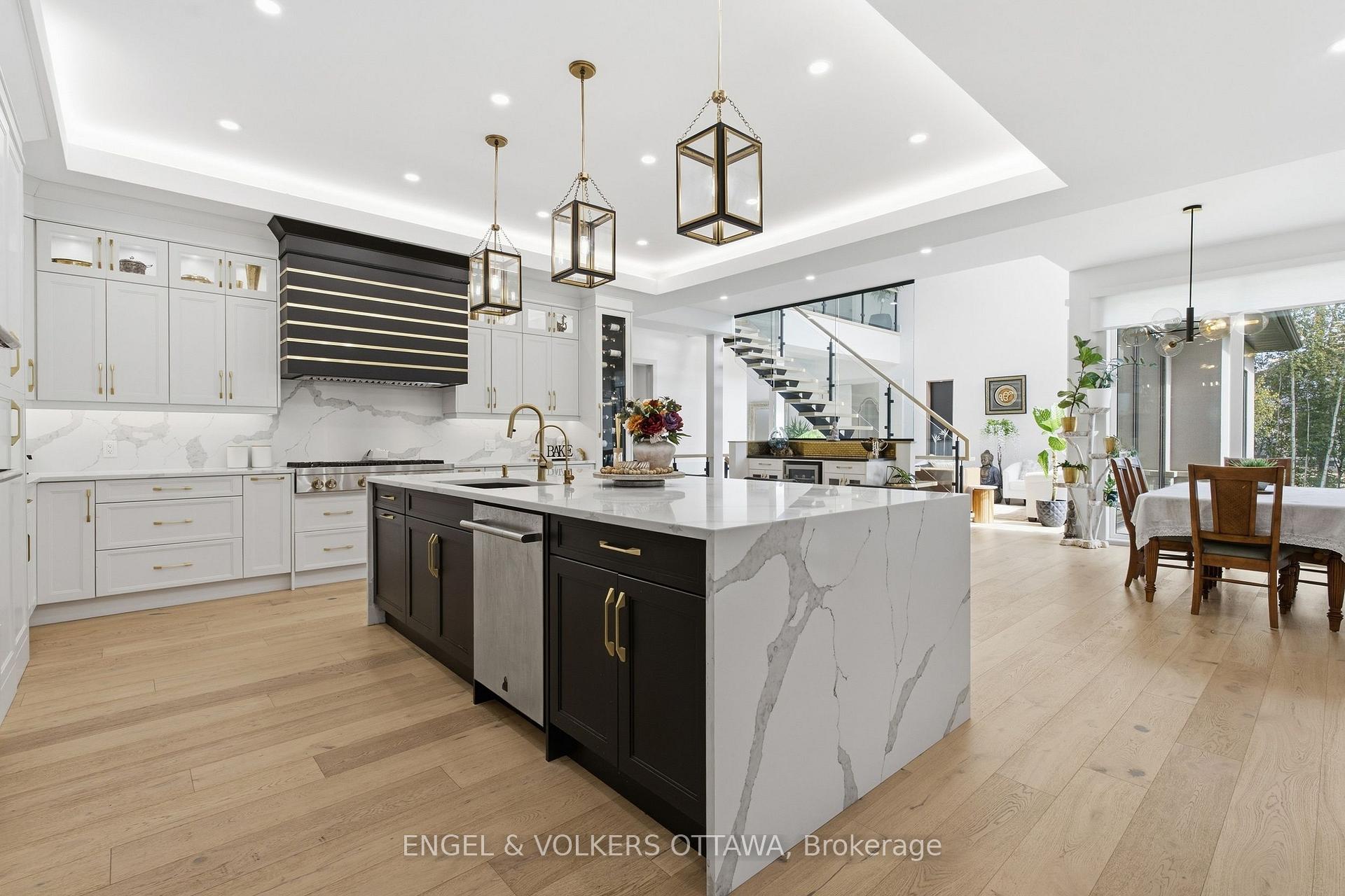 Photo 13 of 1057 Green Jacket Crescent, Ottawa, Greely — HOMEH